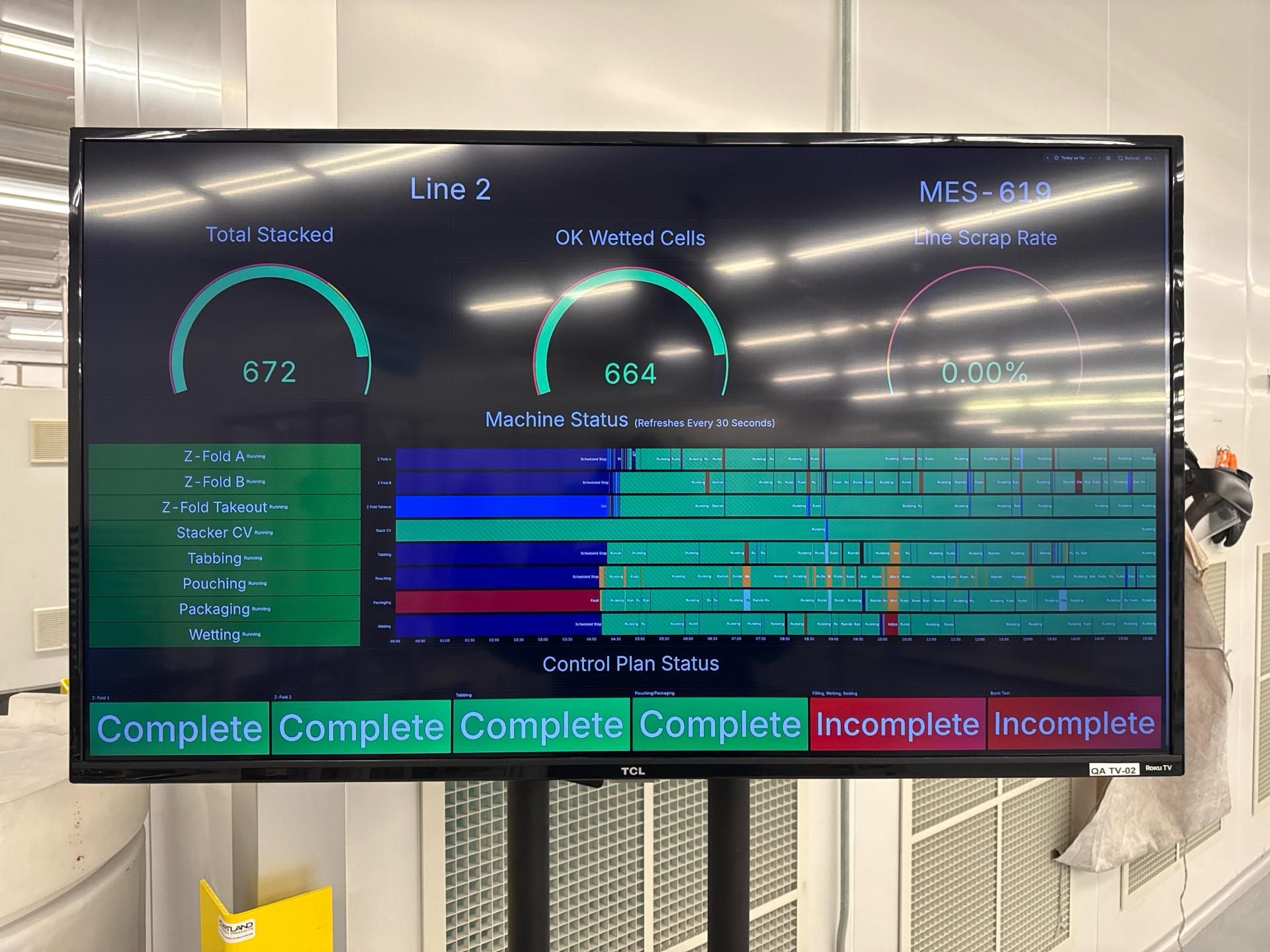 TCL 50 inch smart Roku TV - Image 4 of 7