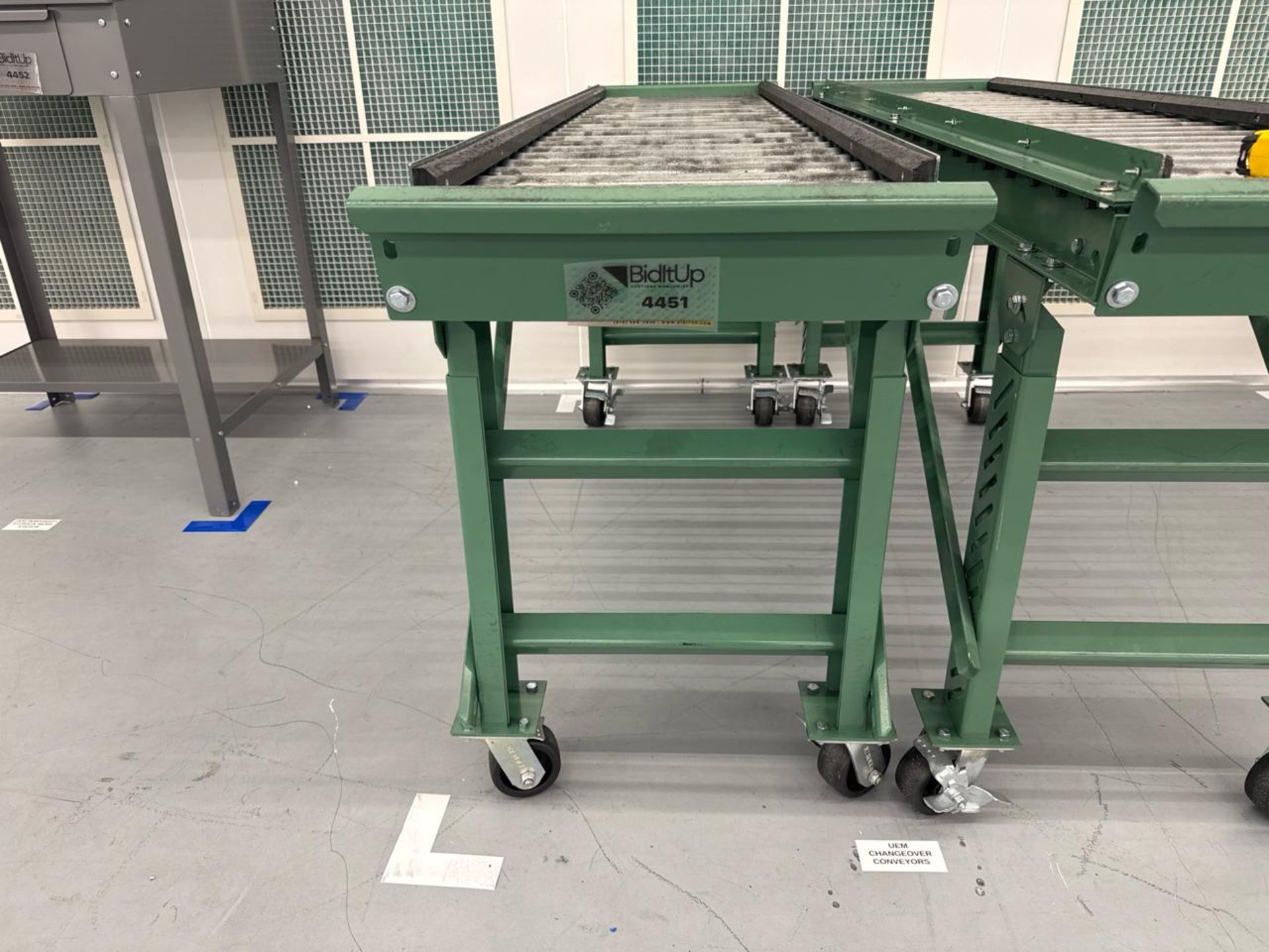 Roach Conveyor systems