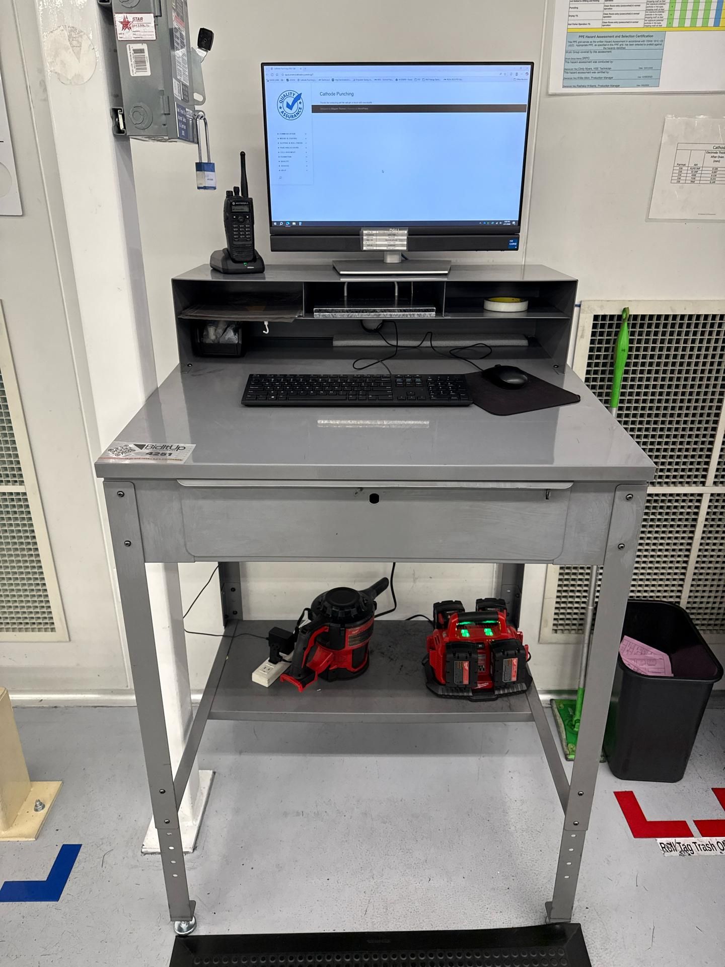 Work Station 34” x 30” x 53”