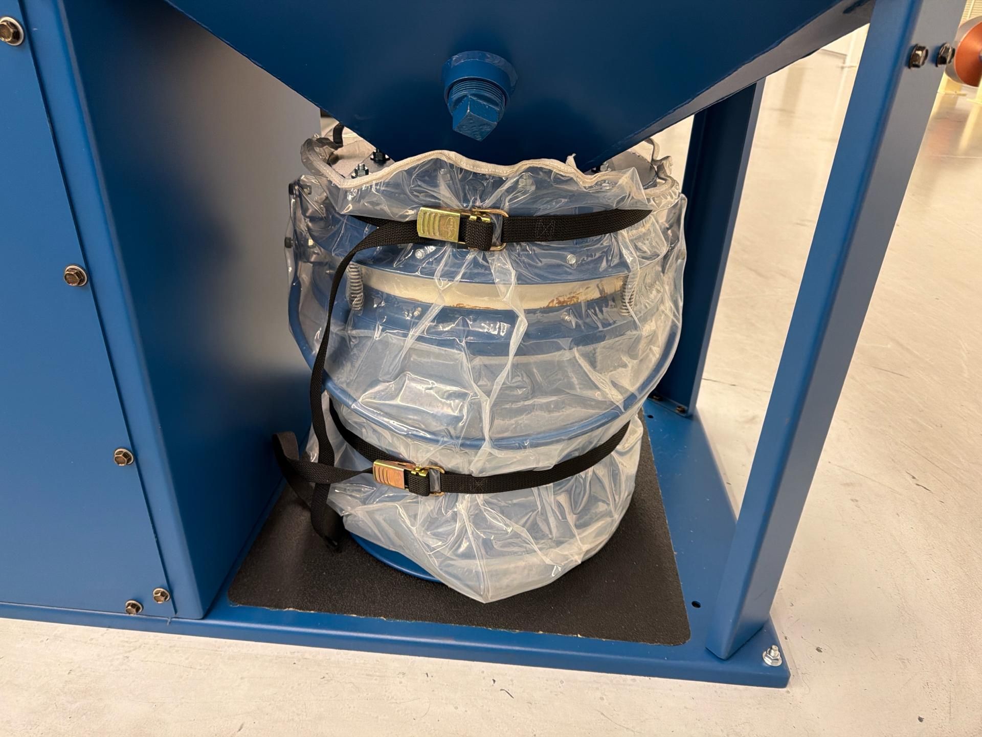 Donaldson Torit Downflo Oval (DFO 2-2) cartridge dust collector. - Image 5 of 8