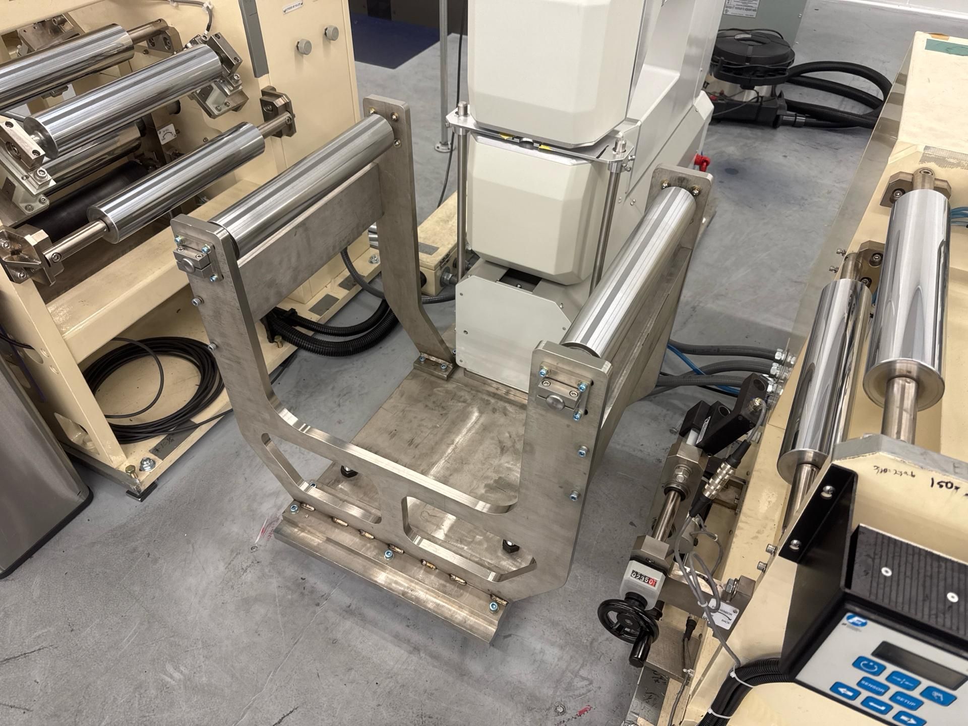 Scantech HC3-500 Industrial X‑Ray /Thickness‑Measurement System - Image 3 of 5