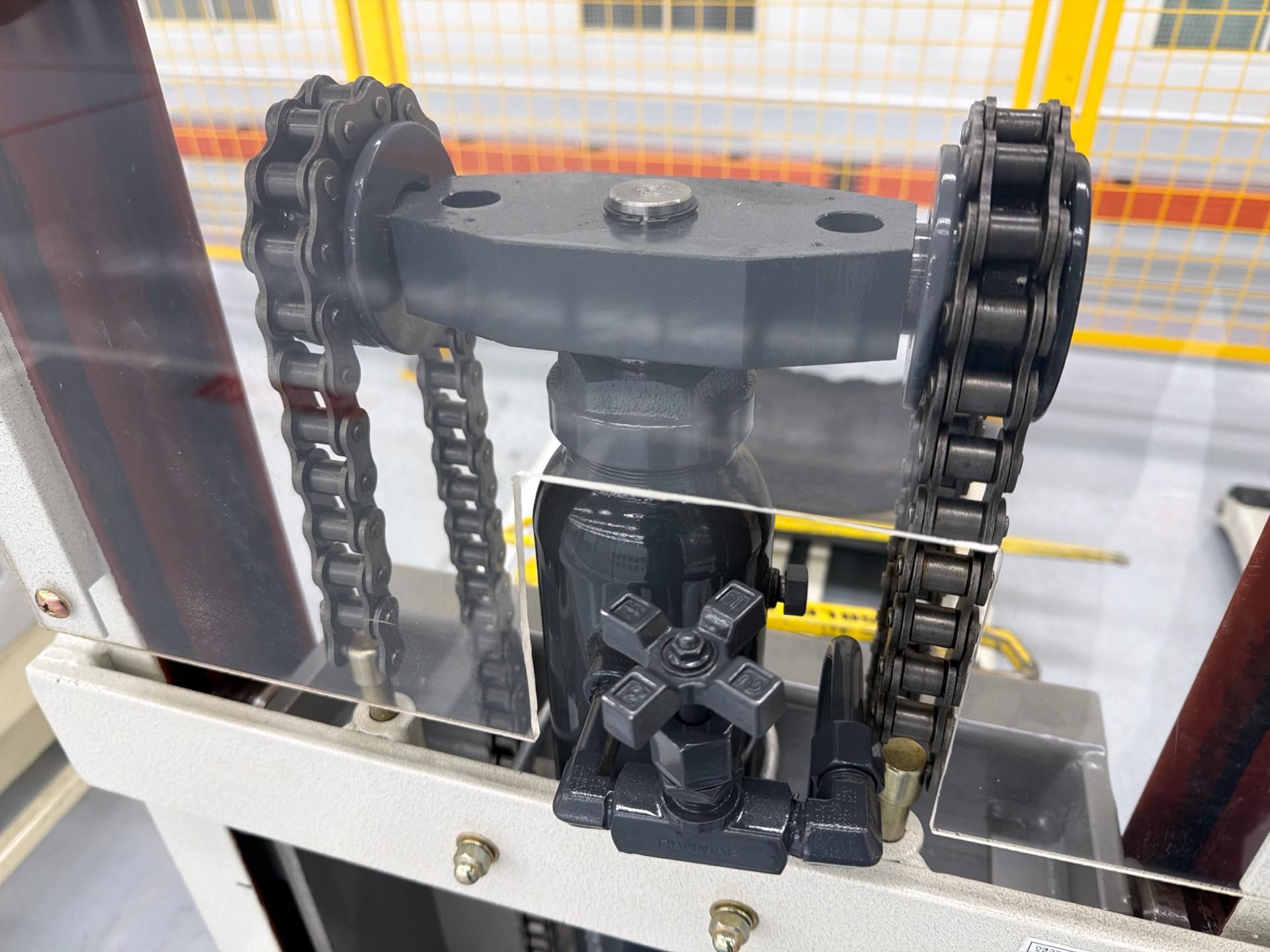 SOOSUNG Pallet Lift Cart/ Loader - Image 7 of 7