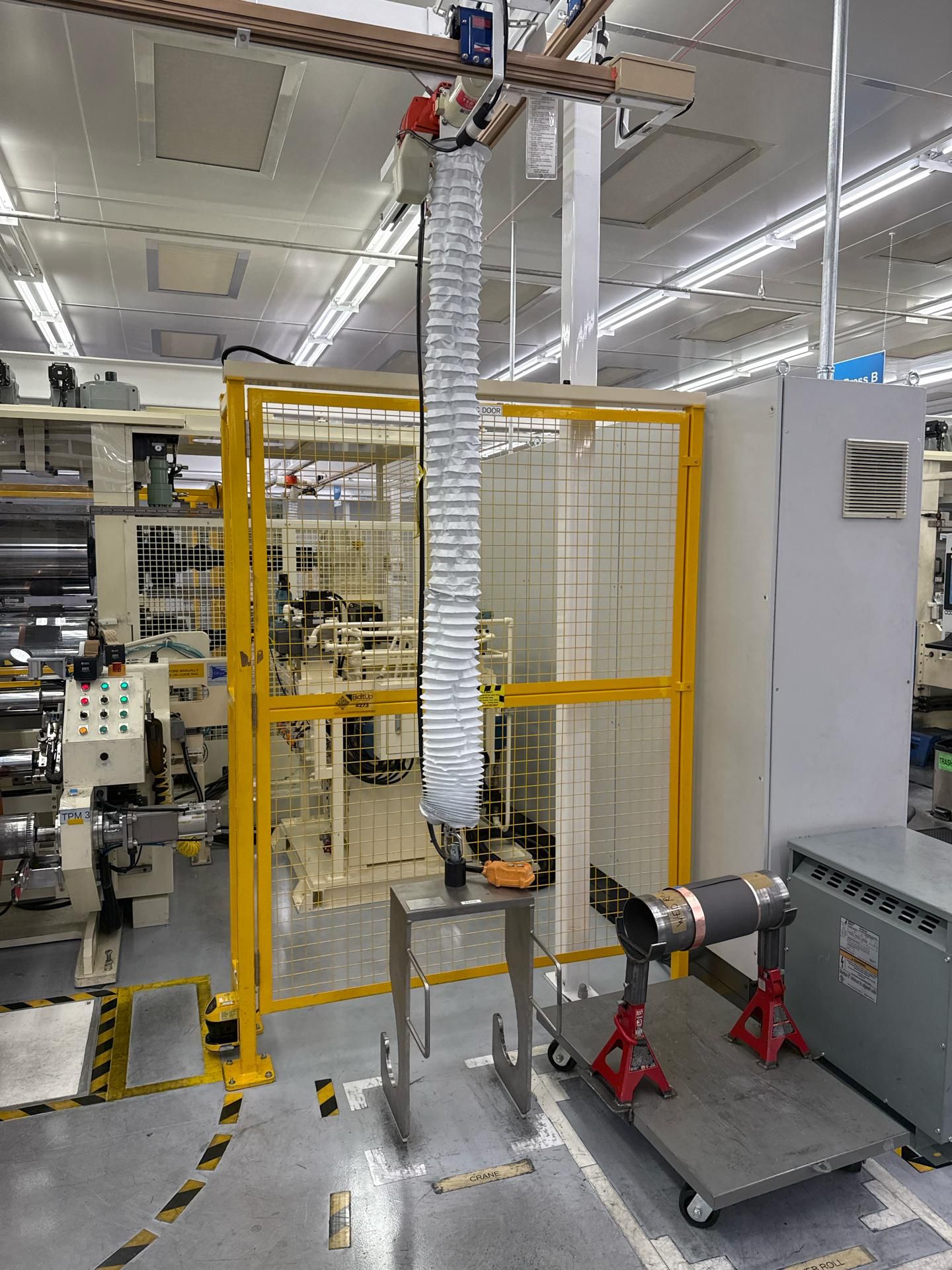 14' x 12' Carpenter Crane Hoist Station - Image 3 of 5