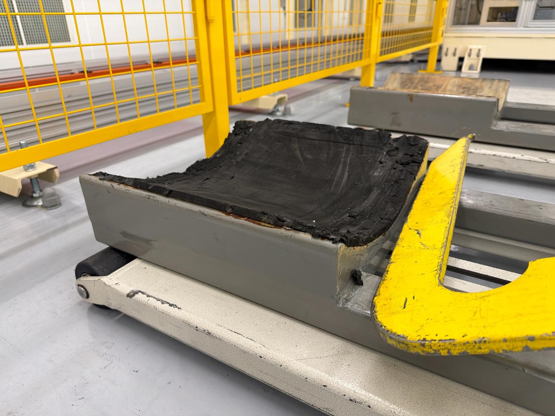 SOOSUNG Pallet Lift Cart/ Loader - Image 4 of 7