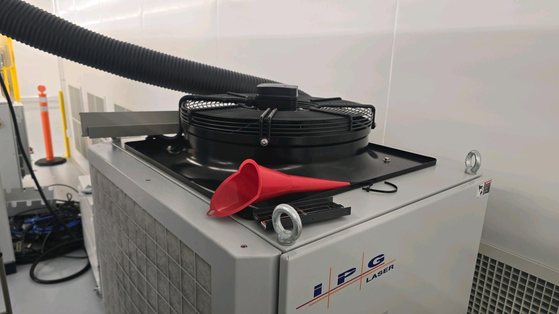 2011 IPG Laser LC 170.01-A.3.6 Chiller - Image 7 of 10