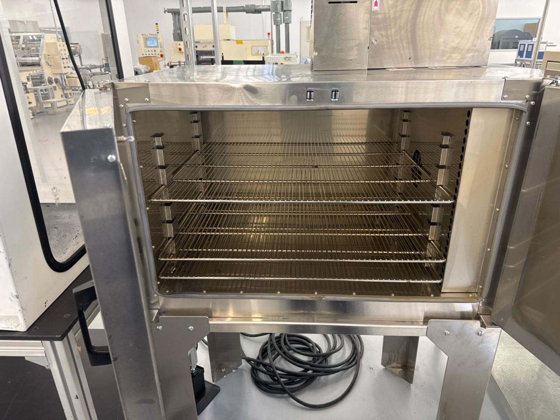 Oven - Image 4 of 4
