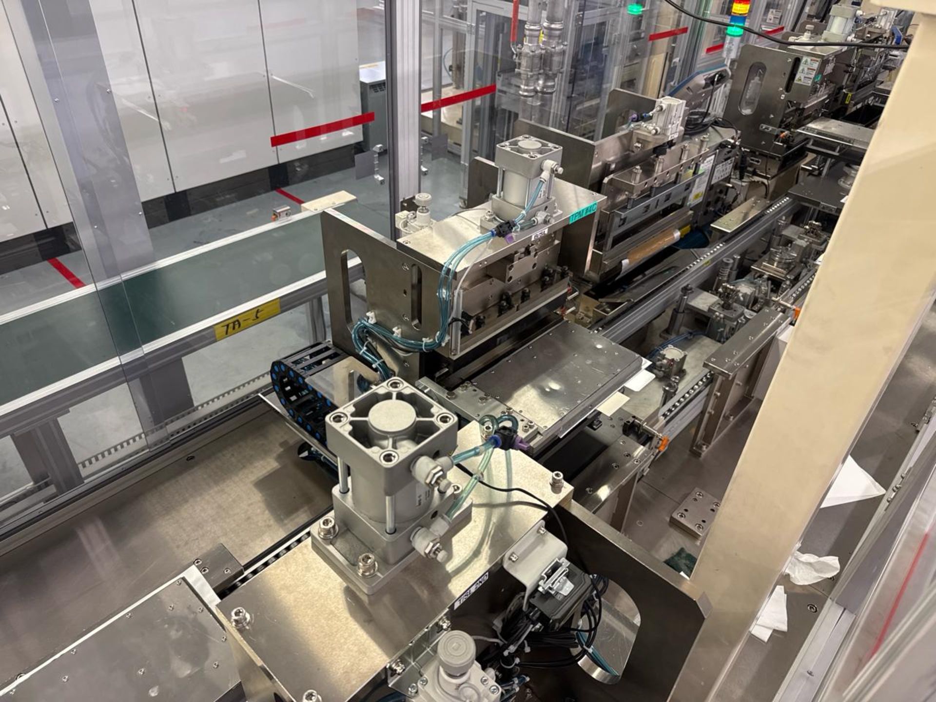 Battery cell packaging assembly - Image 5 of 12