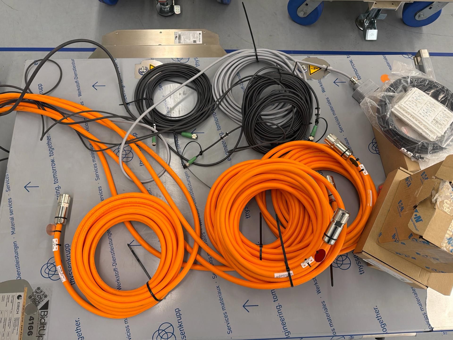 EIRICG control panel/ power supply unit - Image 4 of 10