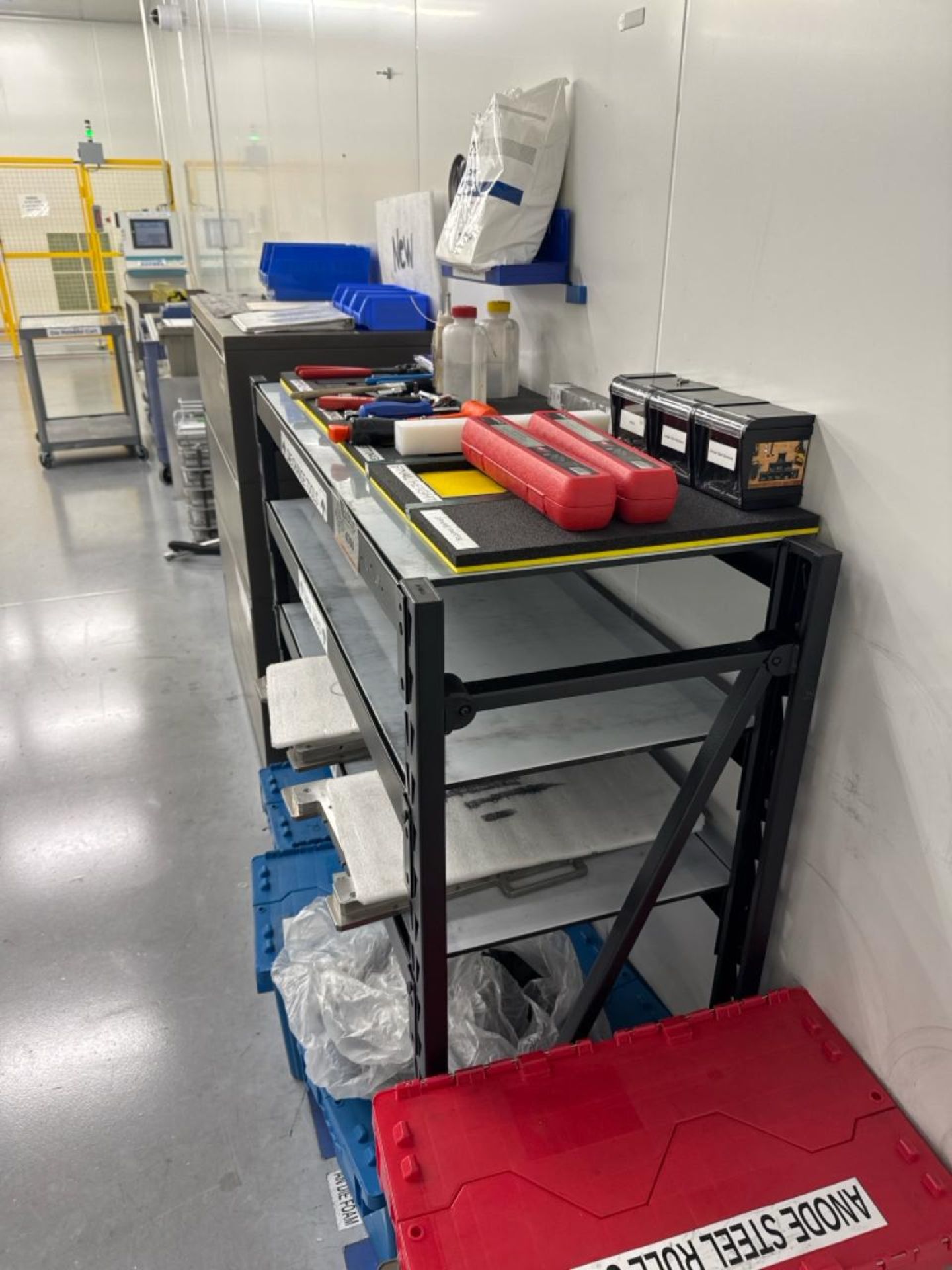 Small storage rack - Image 2 of 4