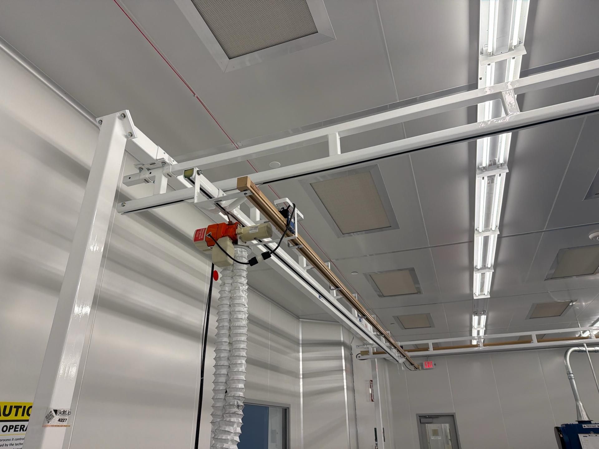 Carpenter Crain Hoist Station