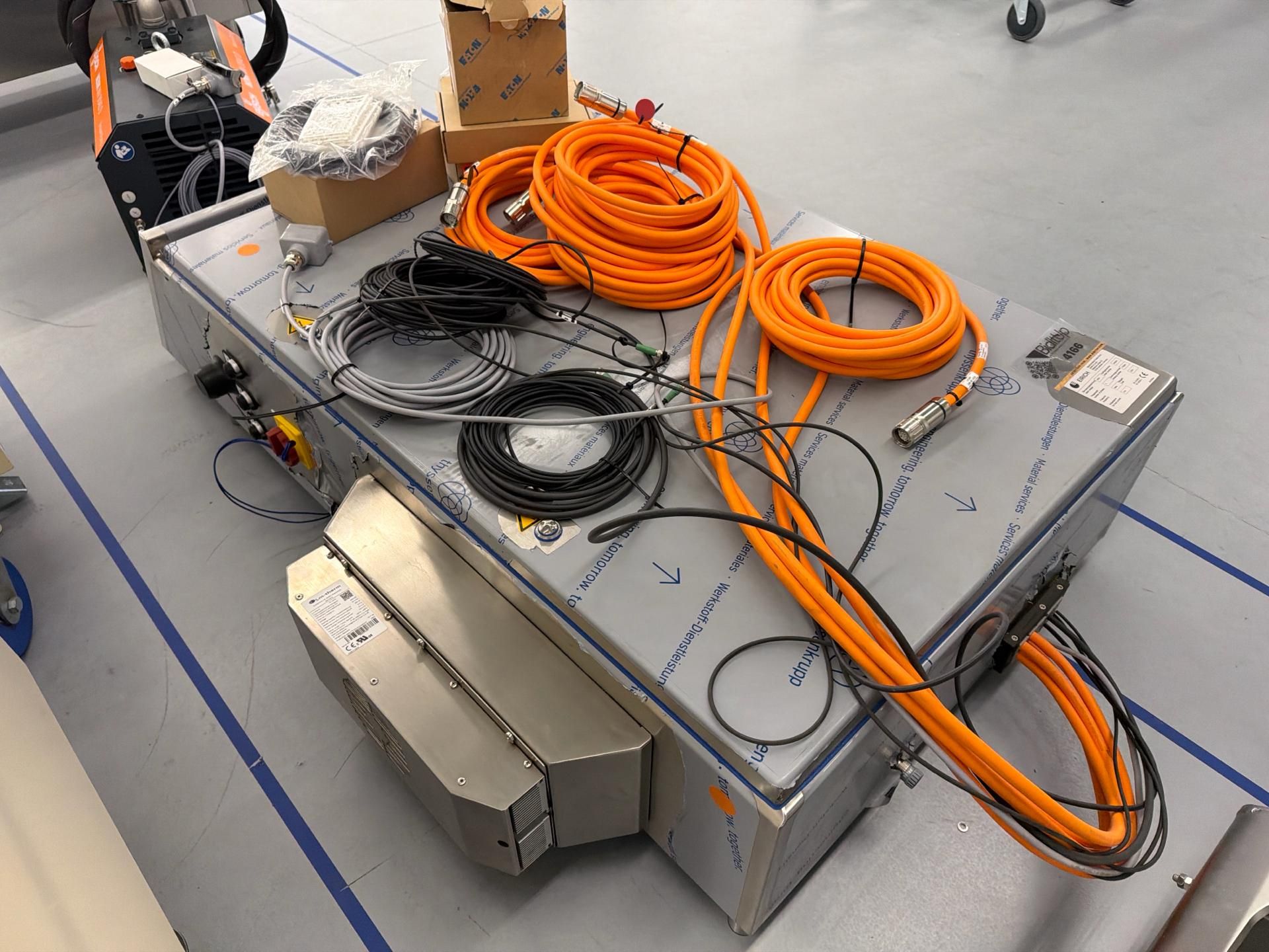EIRICG control panel/ power supply unit - Image 10 of 10