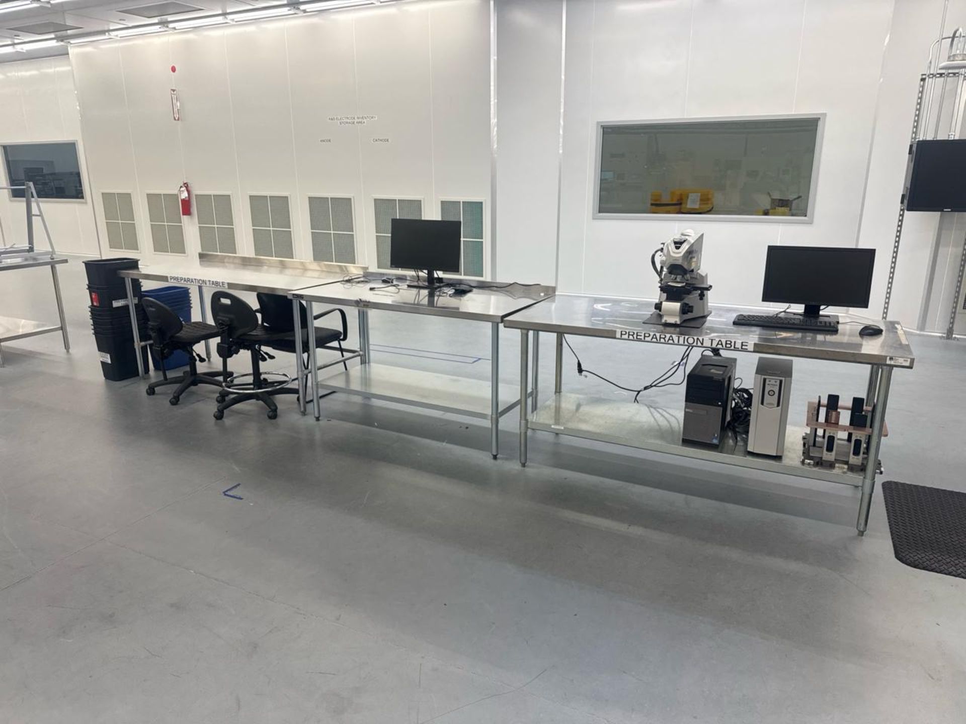 Stainless steel lab tables