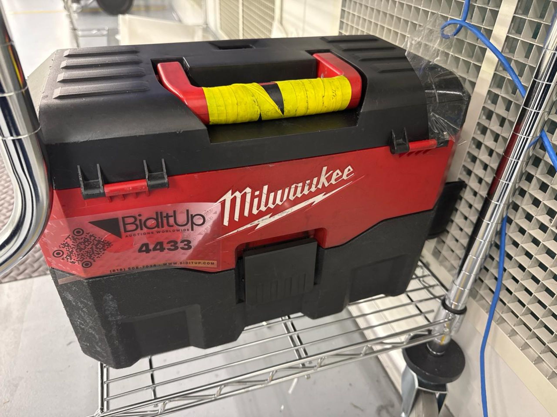 Milwaukee vacuum