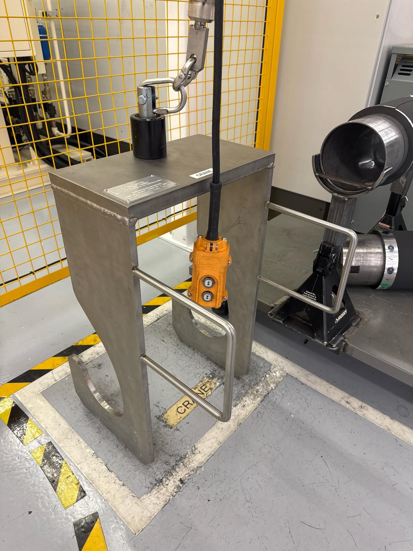 11' x 15' Carpenter Crain Hoist Station - Image 5 of 8