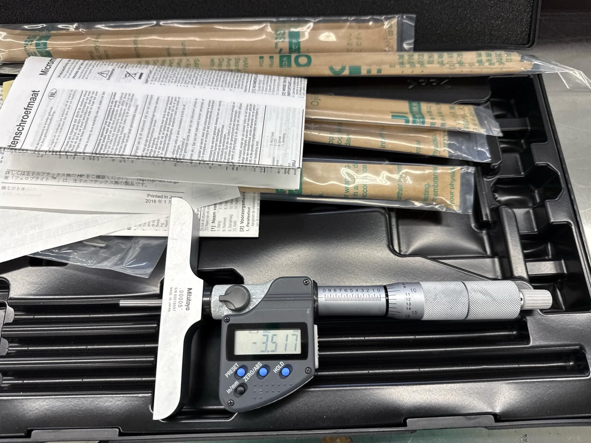 Mitutoyo Digimatic Micrometer c/n 329-350-30