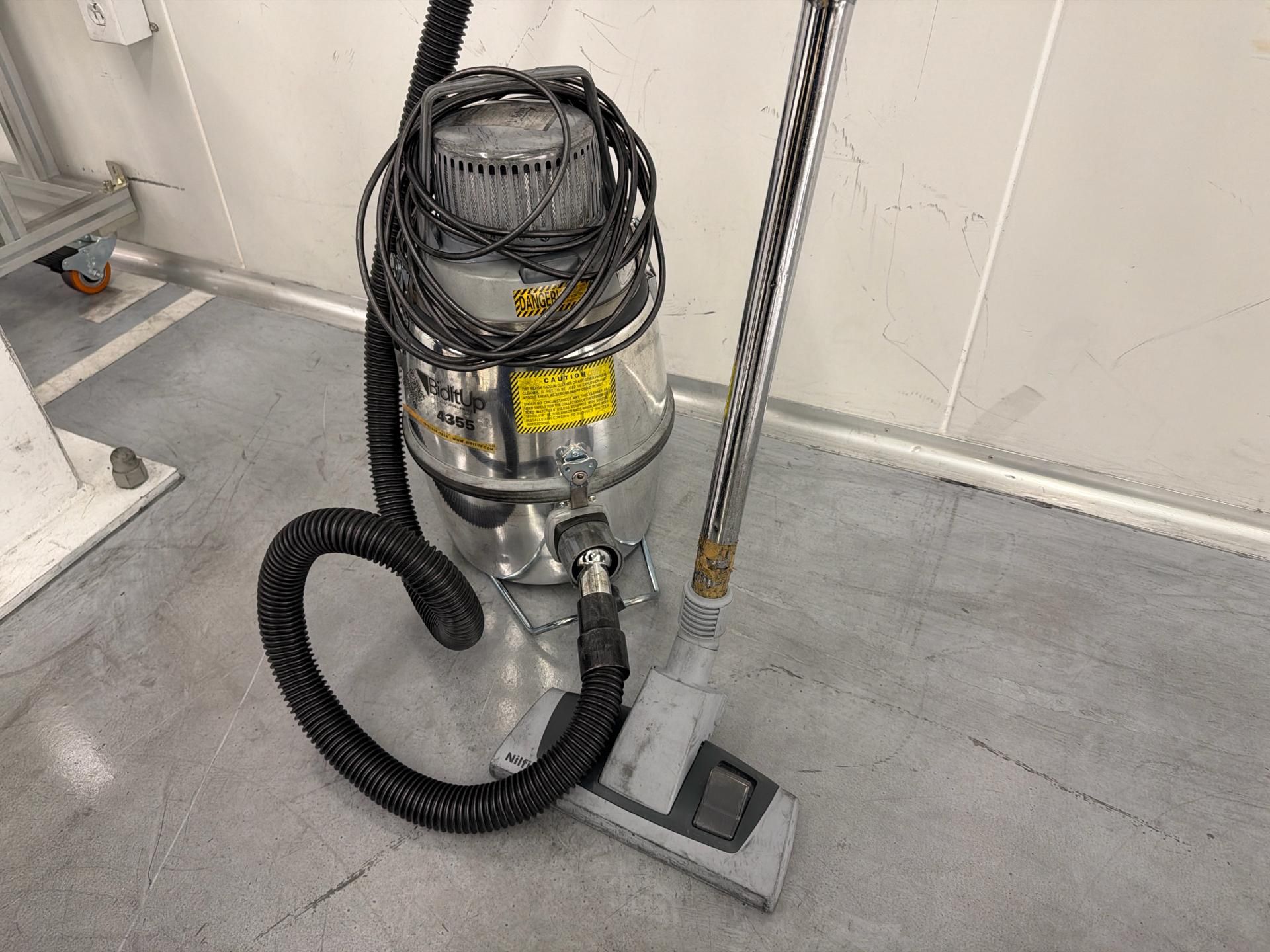 Nilfisk Vacuum