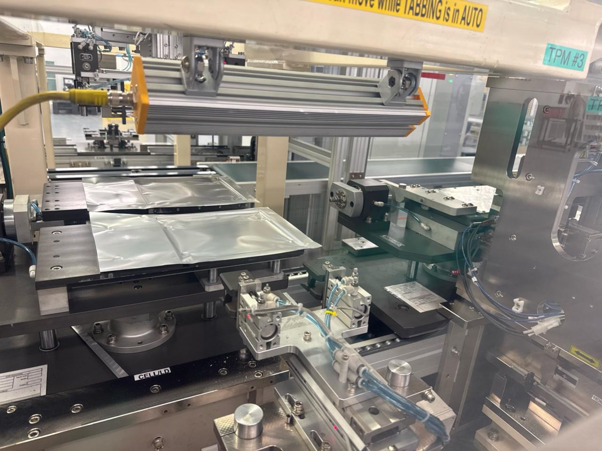 Battery cell packaging assembly - Image 3 of 12