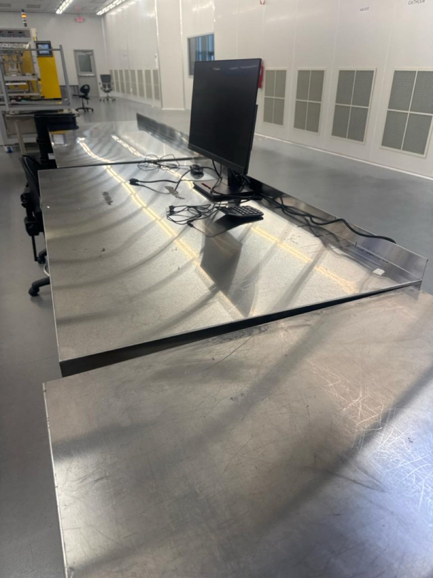 Stainless steel lab tables - Image 2 of 4