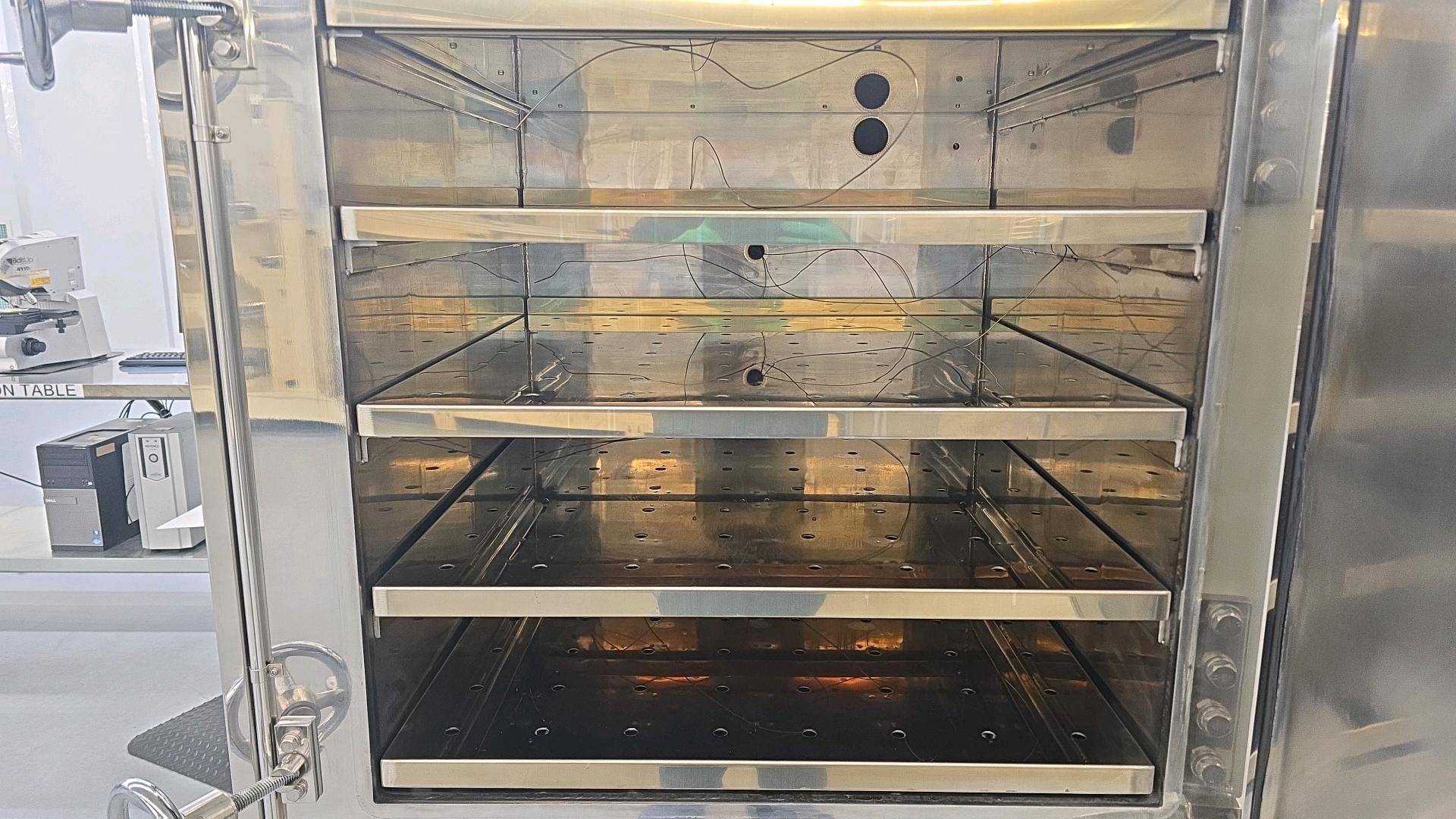 Phil Sato Vac Inc. DQ-75-SP-F Vacuum Dry Oven - Cathode - Image 4 of 13