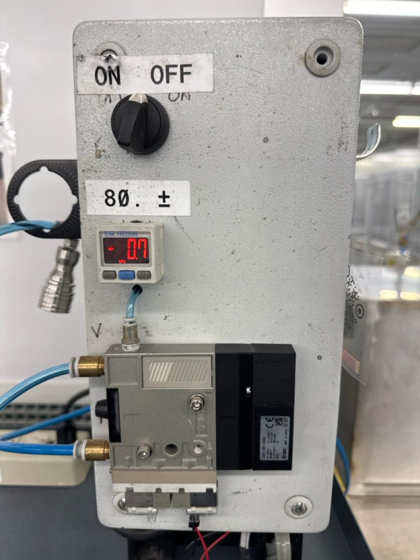Vacuum test equipment - Image 2 of 3