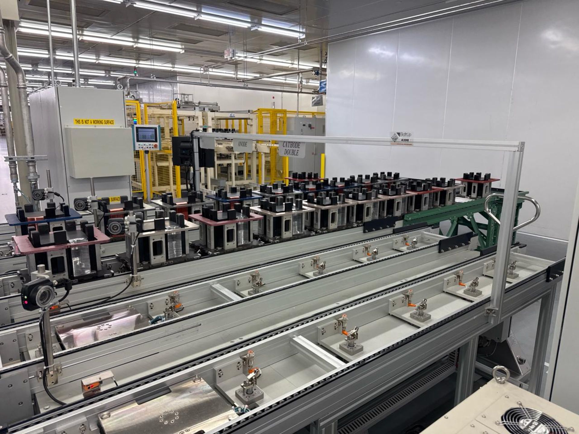 Chain-Driven Live Roller (CDLR) Conveyors For AVG - Image 4 of 13