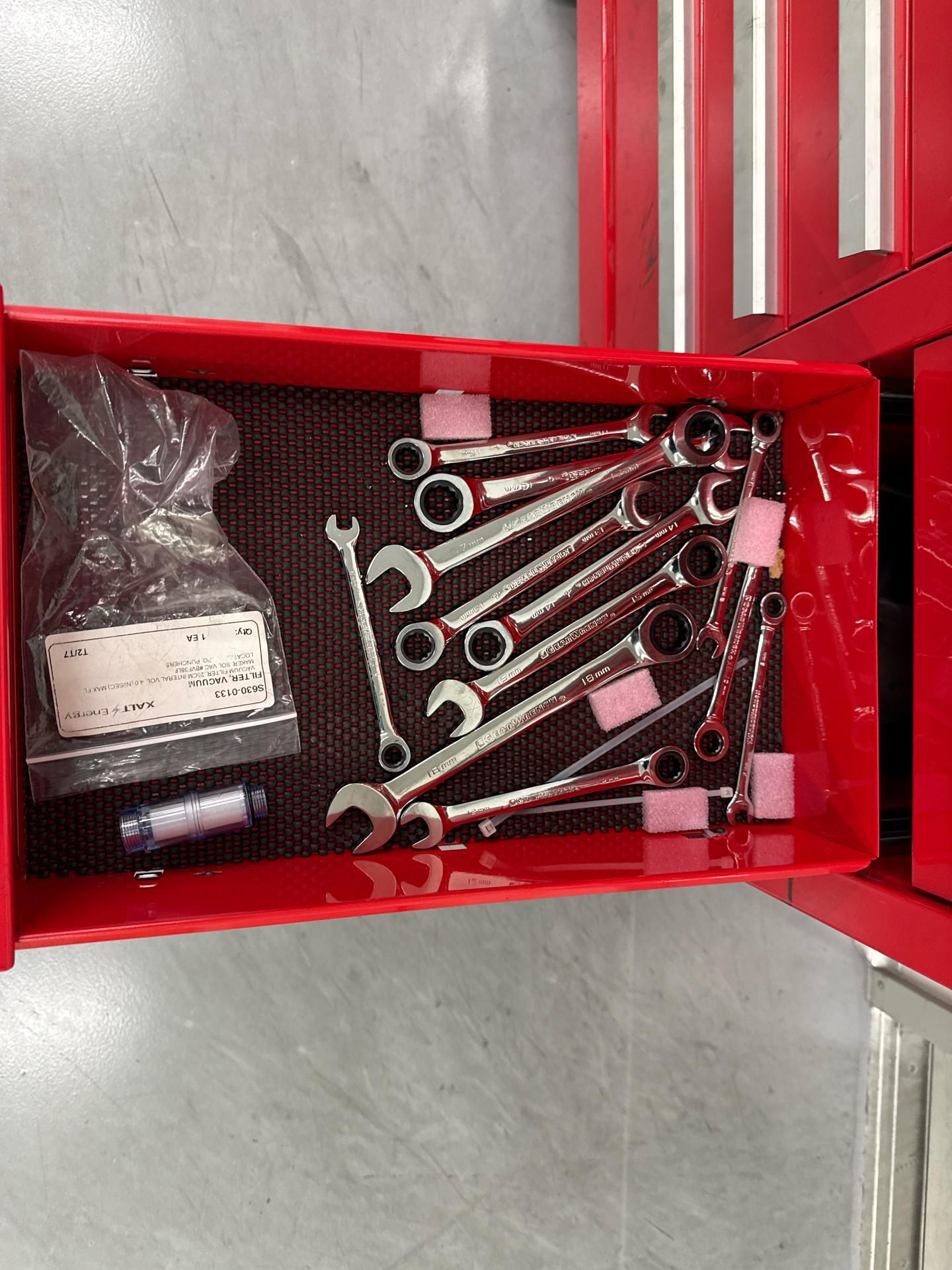 Kennedy Pro-Line 13 Drawer Mobile Tool Chest - Image 8 of 8