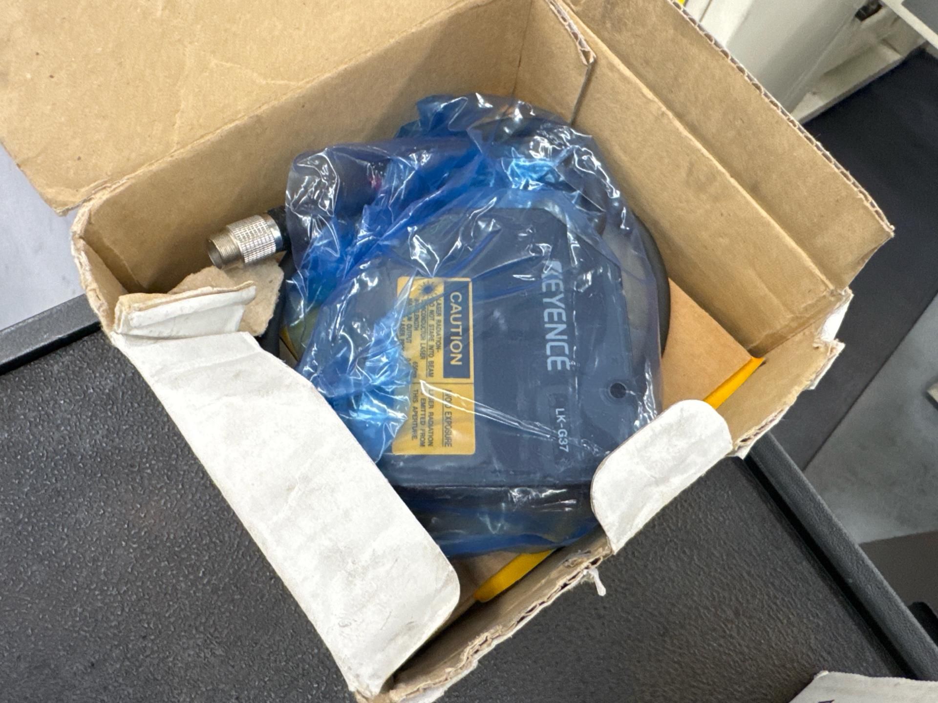 Keyence LS-9000 Series Micrometer Measuring Instruments - Image 7 of 12