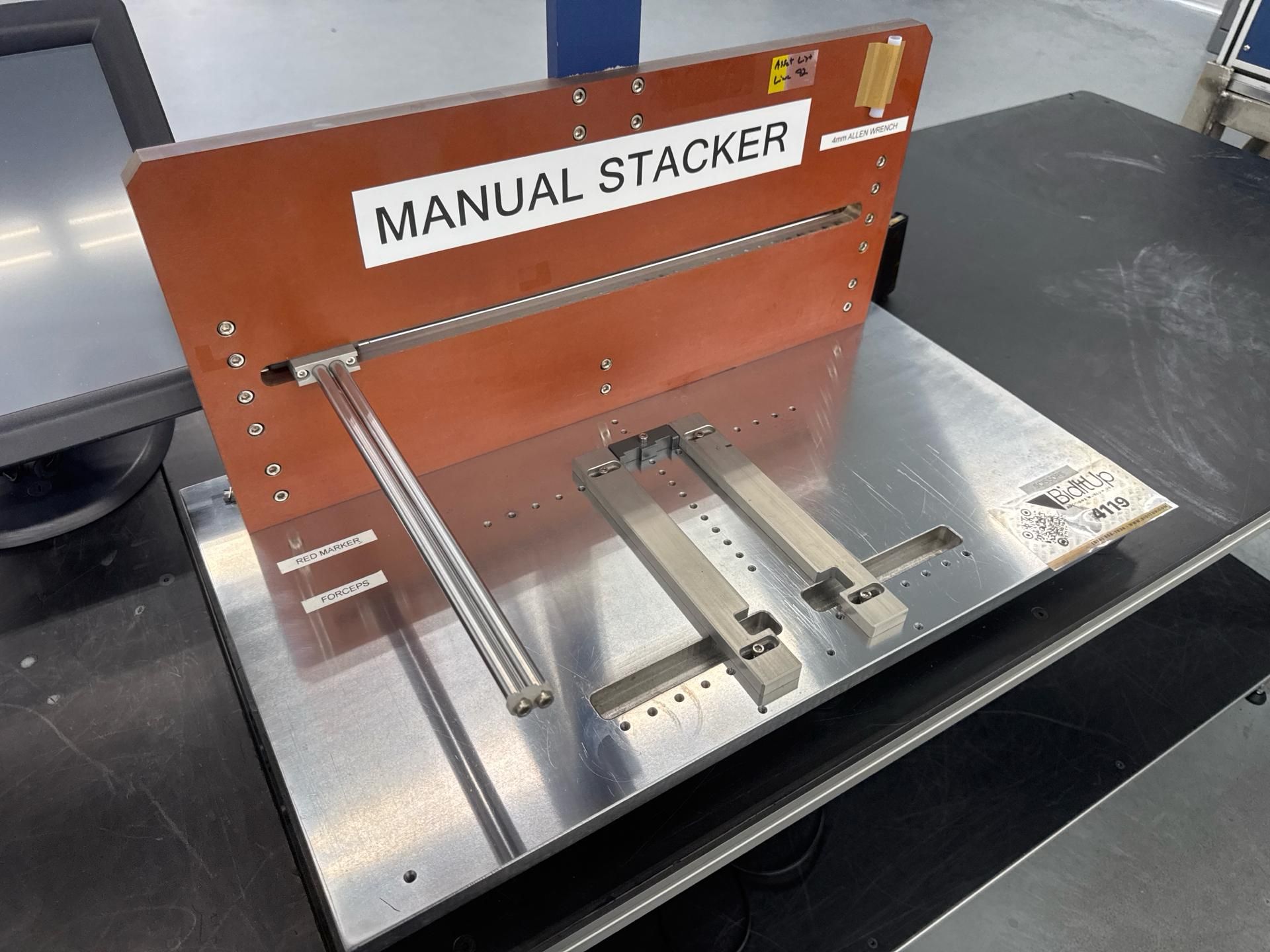 MSK-111A Manual Stacking Machine - Image 3 of 7