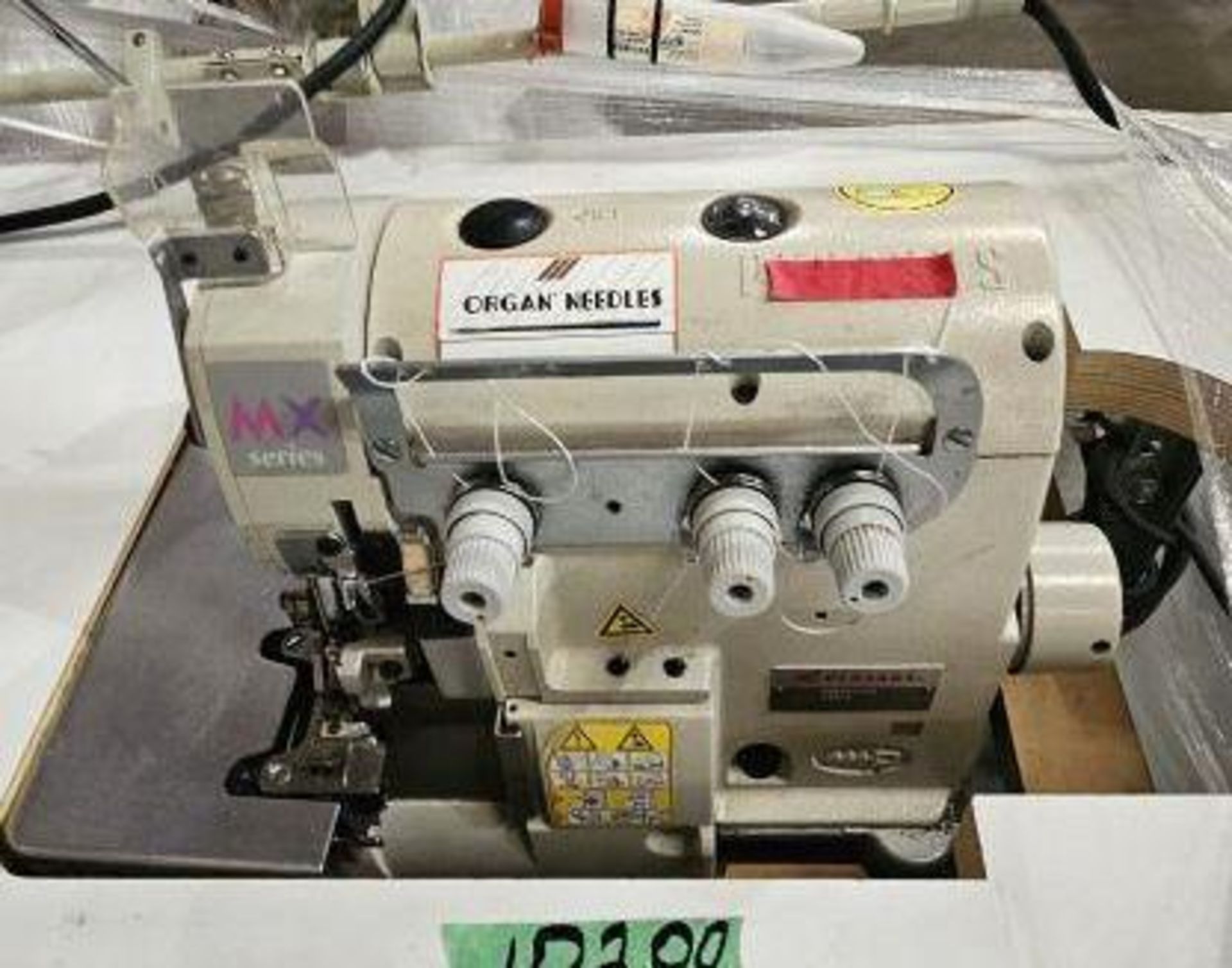 Pegasus MX5204-02-233-4 Serge Sewing Machine - Image 4 of 6