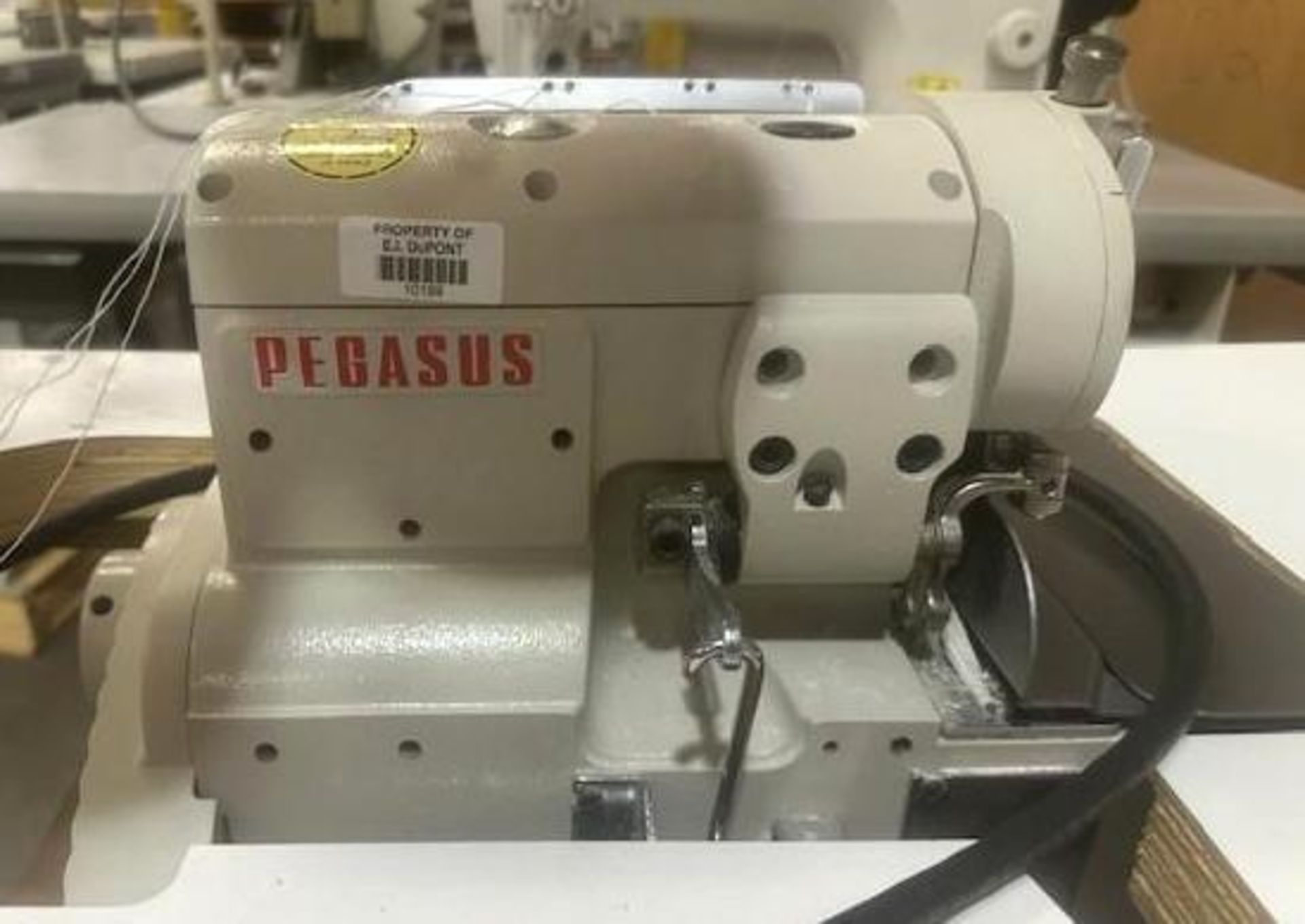 Pegasus MX5204-02-233-4 Three Thread Over Lock w/ No EXT - Image 4 of 7