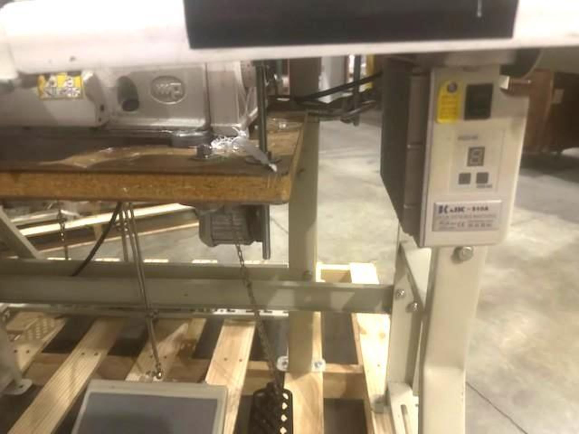 Pegasus EXT5204-03-333-3-PT Three Thread Over Lock - Image 6 of 7