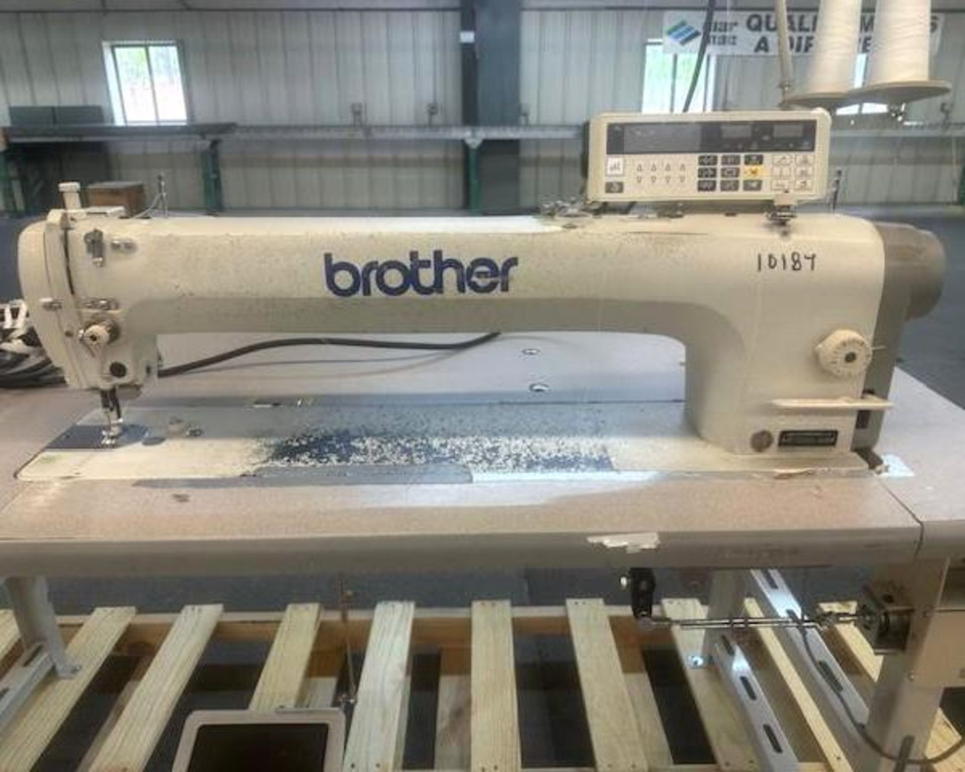 Brother S-7220C-405 Lock Stitch Sewing Machine - Image 4 of 9