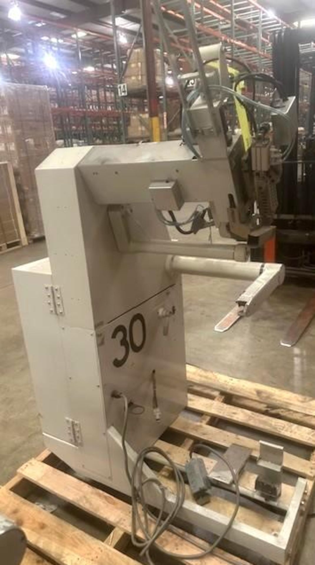 Queen Light QHP-908 Hot Melt Tape Machine - Image 4 of 8
