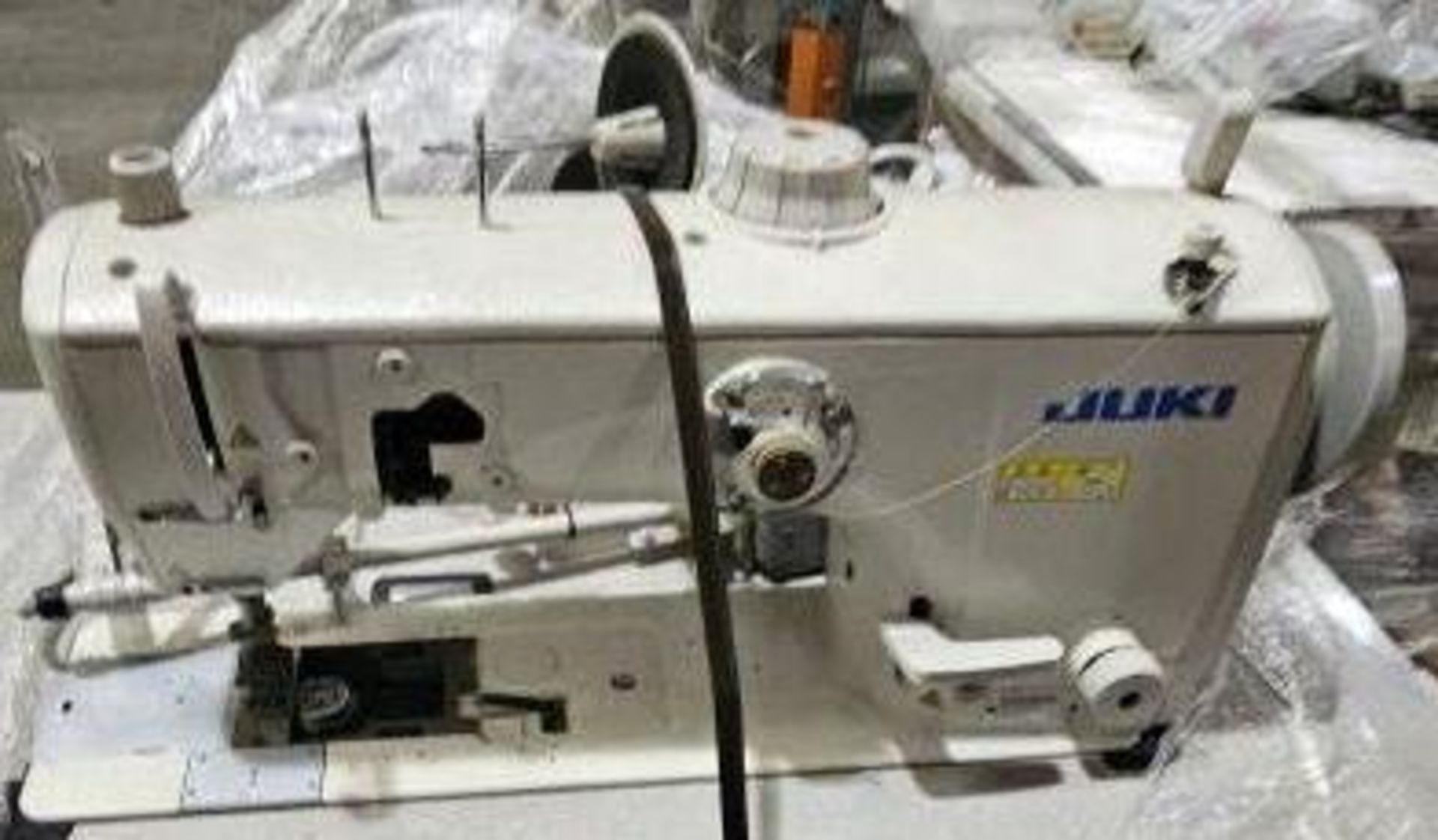 Juki LU-2860 2 Needle Lock Stitch Sewing Machine - Image 4 of 7