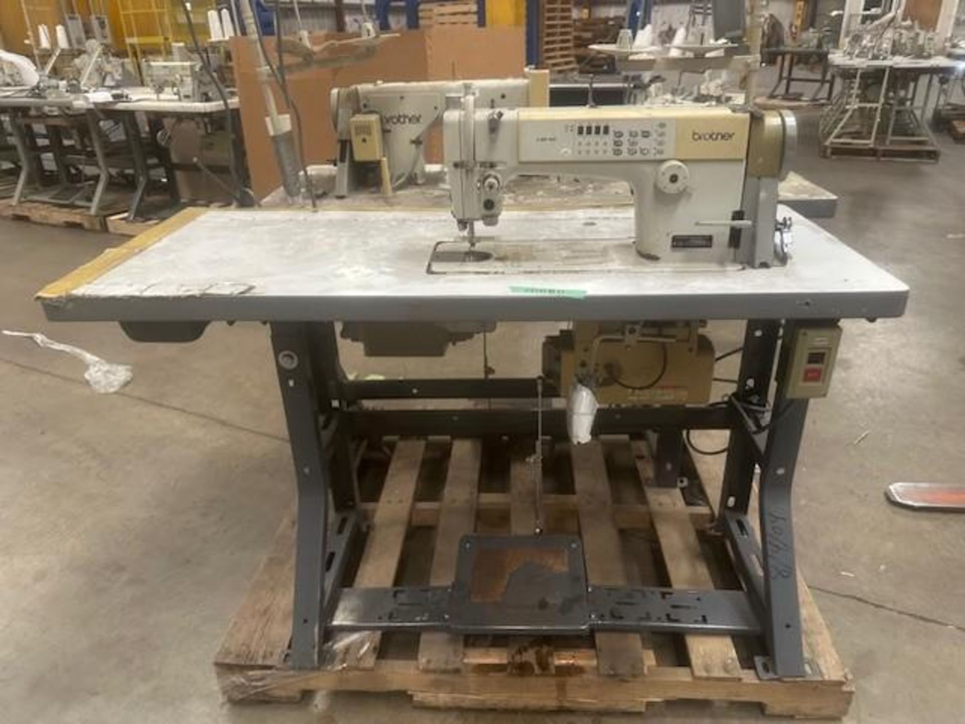 Brother SN-7220-405 Lock Stitch Sewing Machine - Image 6 of 6