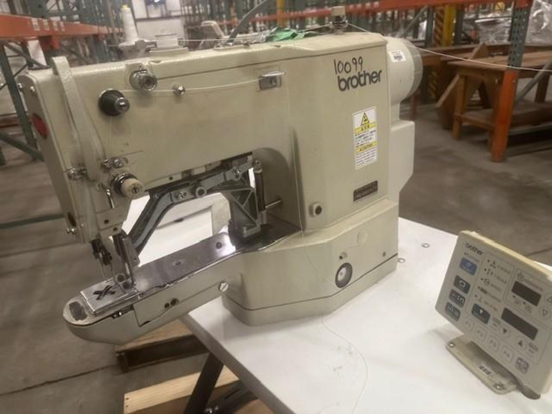 Brother KE-430D-02 Programmable Sewing Machine - Image 3 of 7