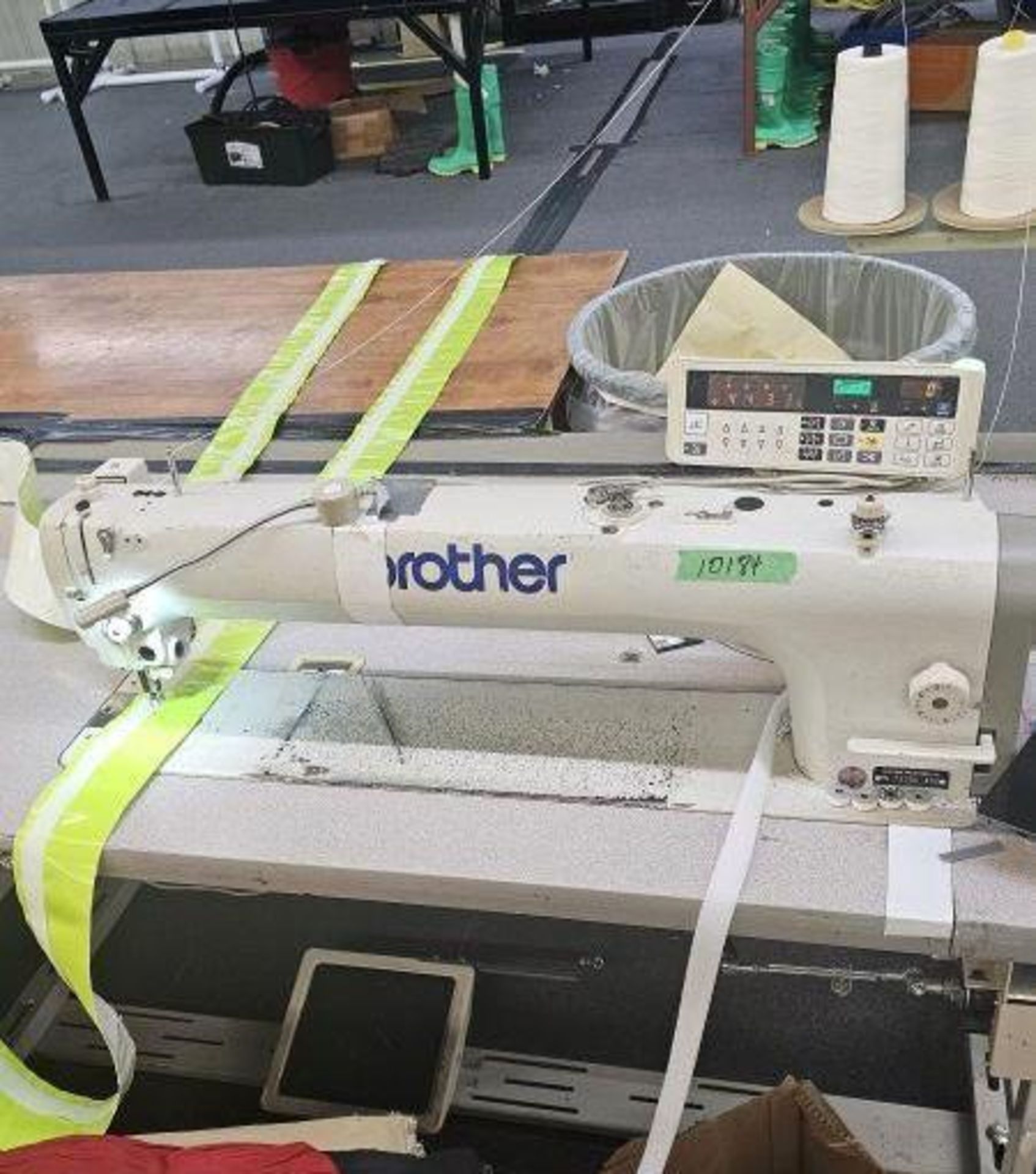 Brother S-7220C-405 Lock Stitch Sewing Machine - Image 2 of 7