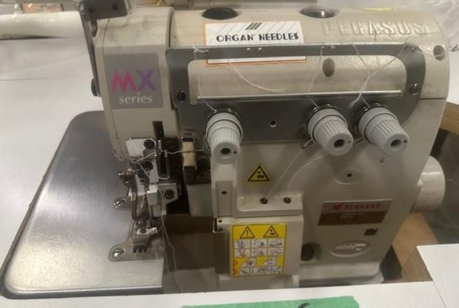 Pegasus MX5204-02-233-4 Serge Sewing Machine - Image 3 of 7