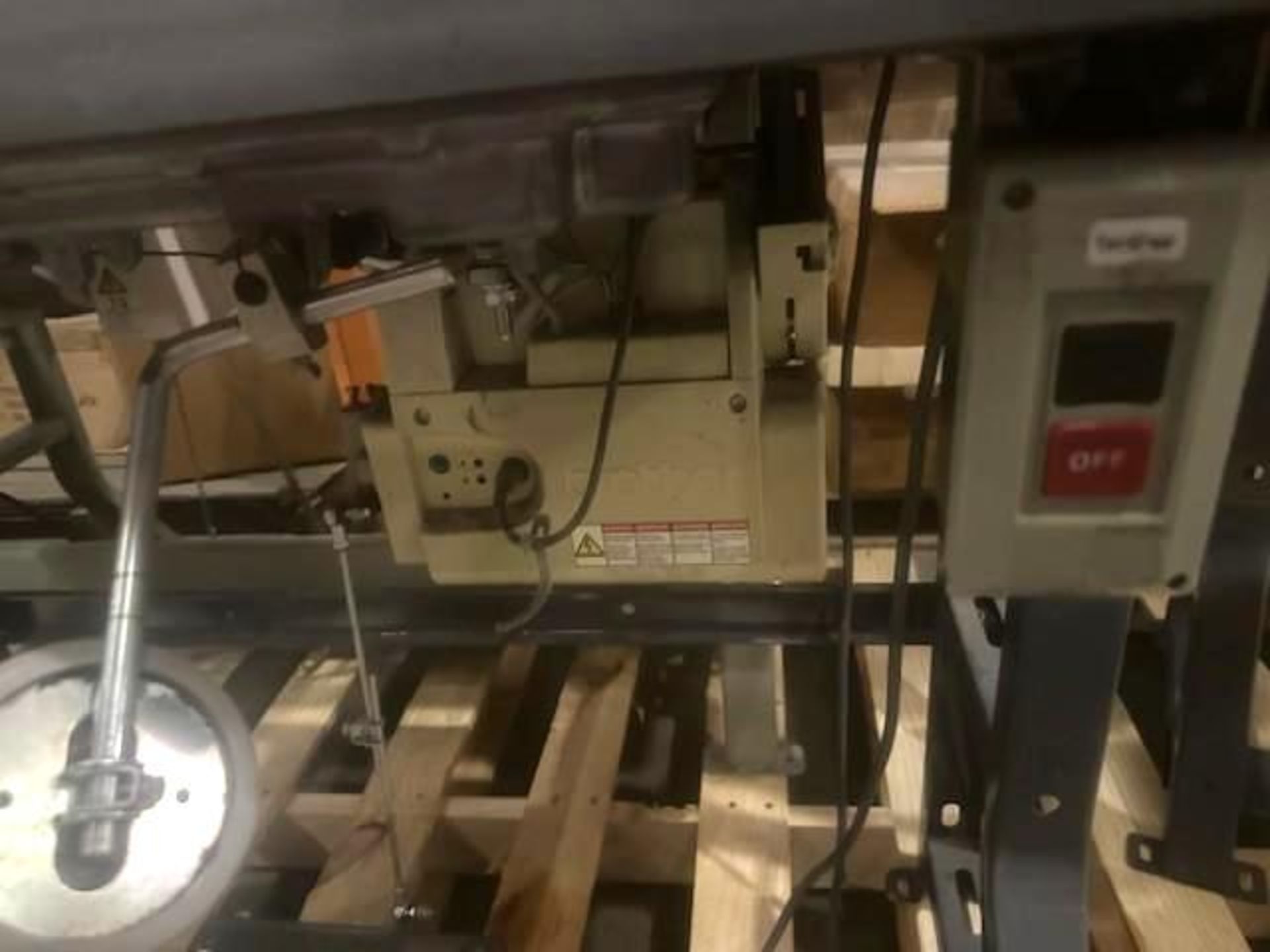 Brother SN-7220-405 Lock Stitch Sewing Machine - Image 6 of 7