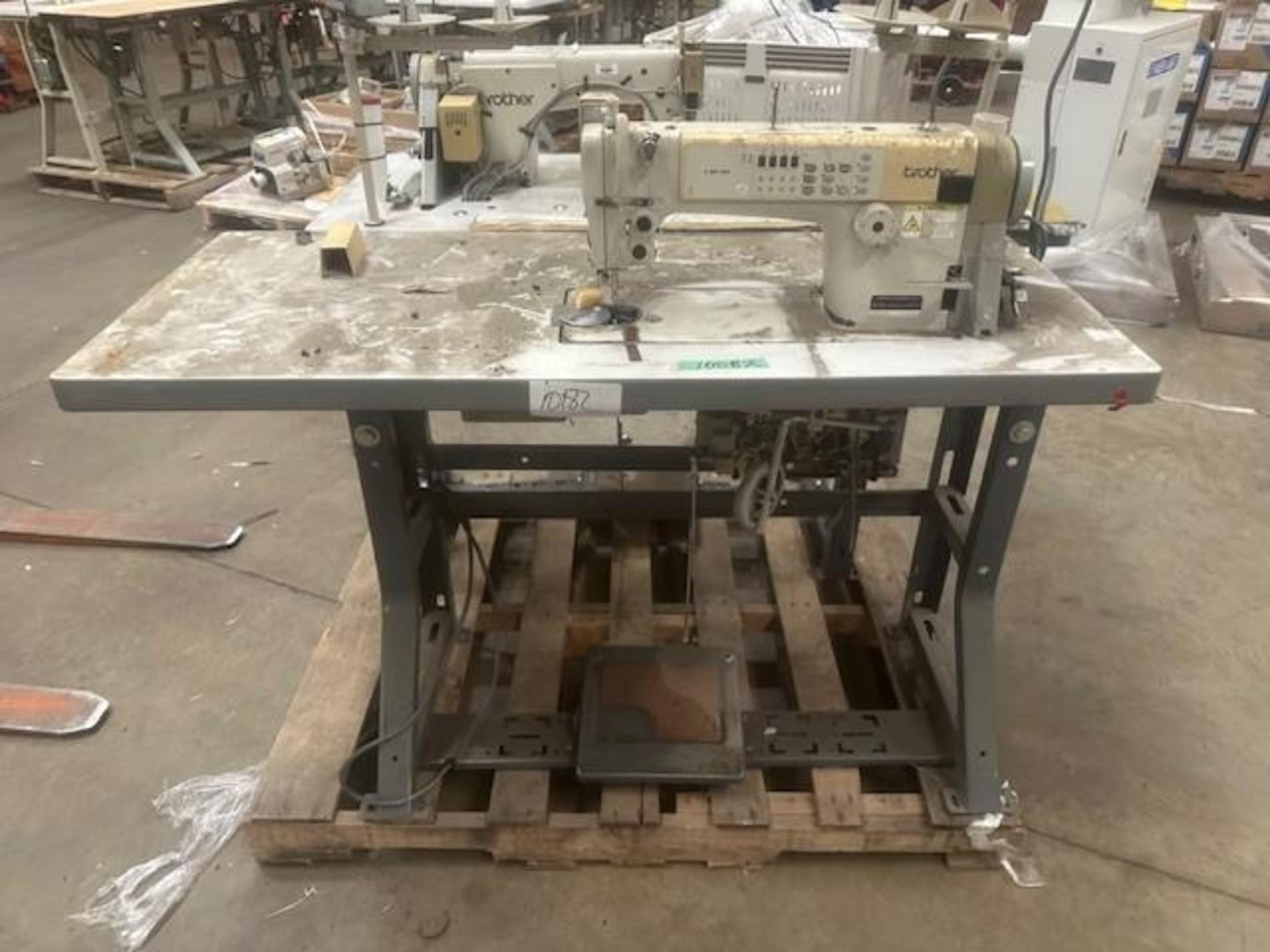Brother SN-7220-405 Lock Stitch Sewing Machine