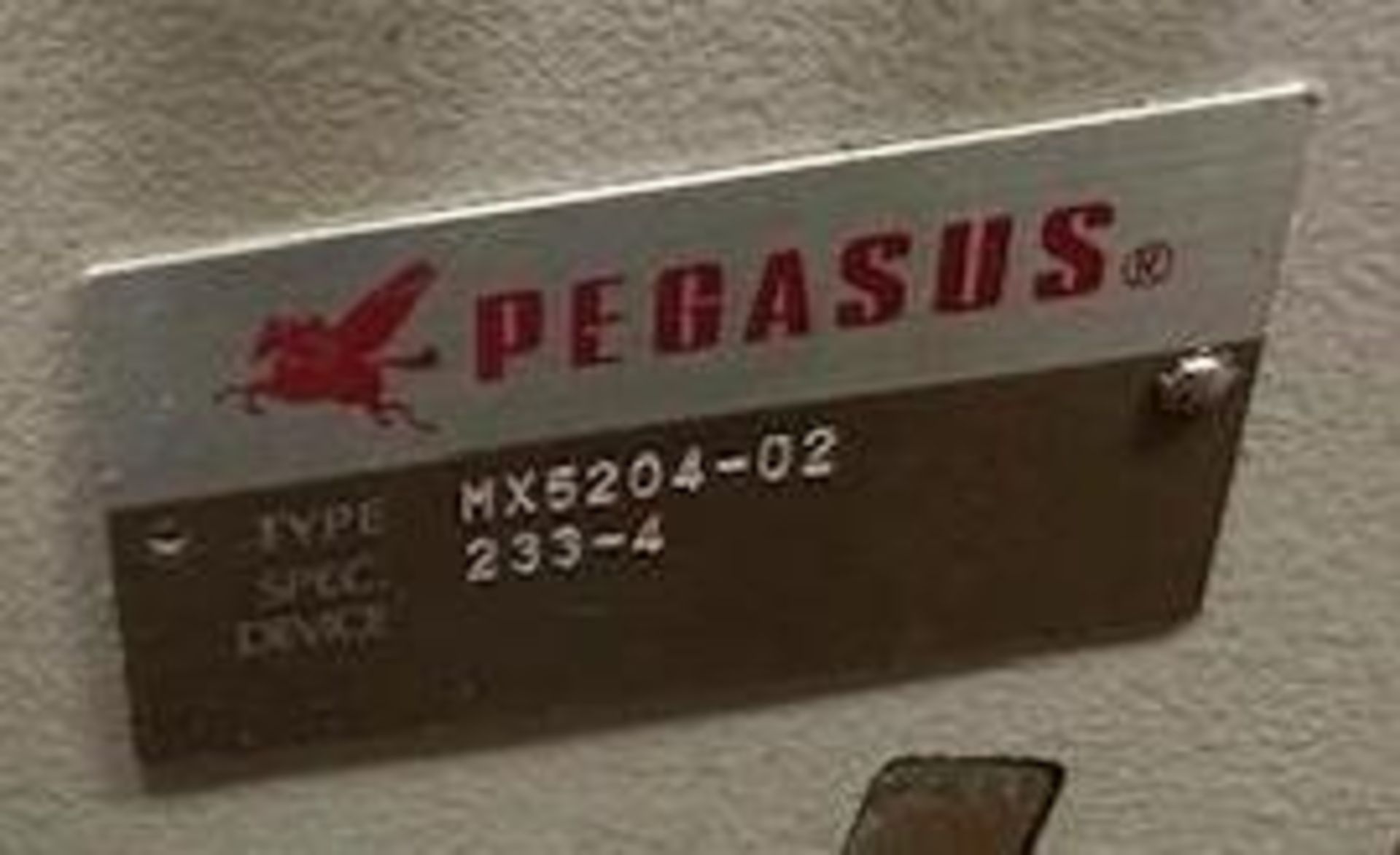 Pegasus MX5204-02-233-4 Serge Sewing Machine - Image 6 of 6