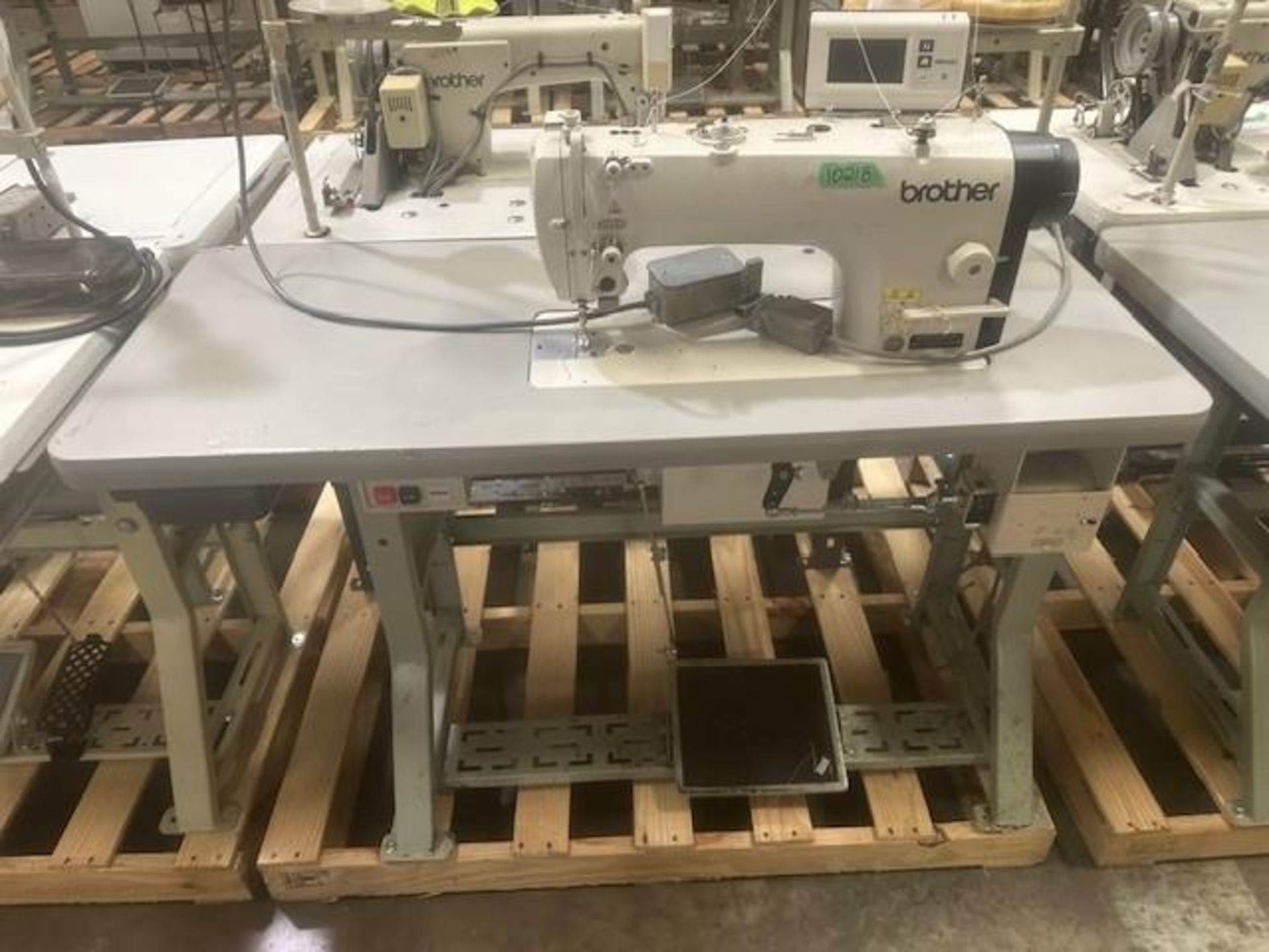 Brother S-7220D-405 Lock Stitch Sewing Machine