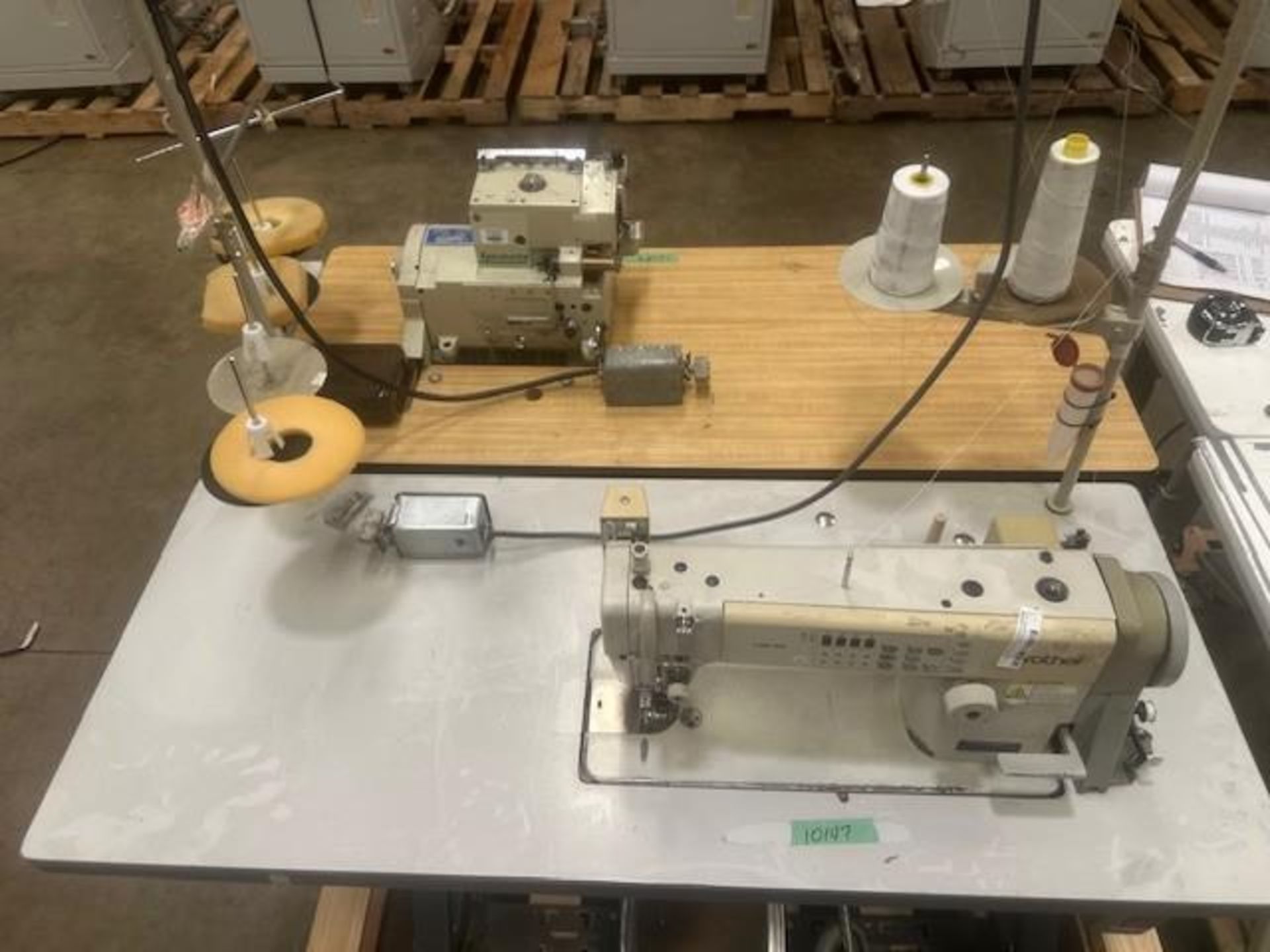 Brother SN-7220-405 Lock Stitch Sewing Machine - Image 2 of 7