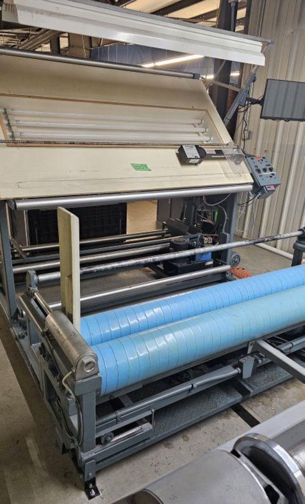 Byars IM352 Lighted Roll Good Inspection Machine - Image 2 of 7