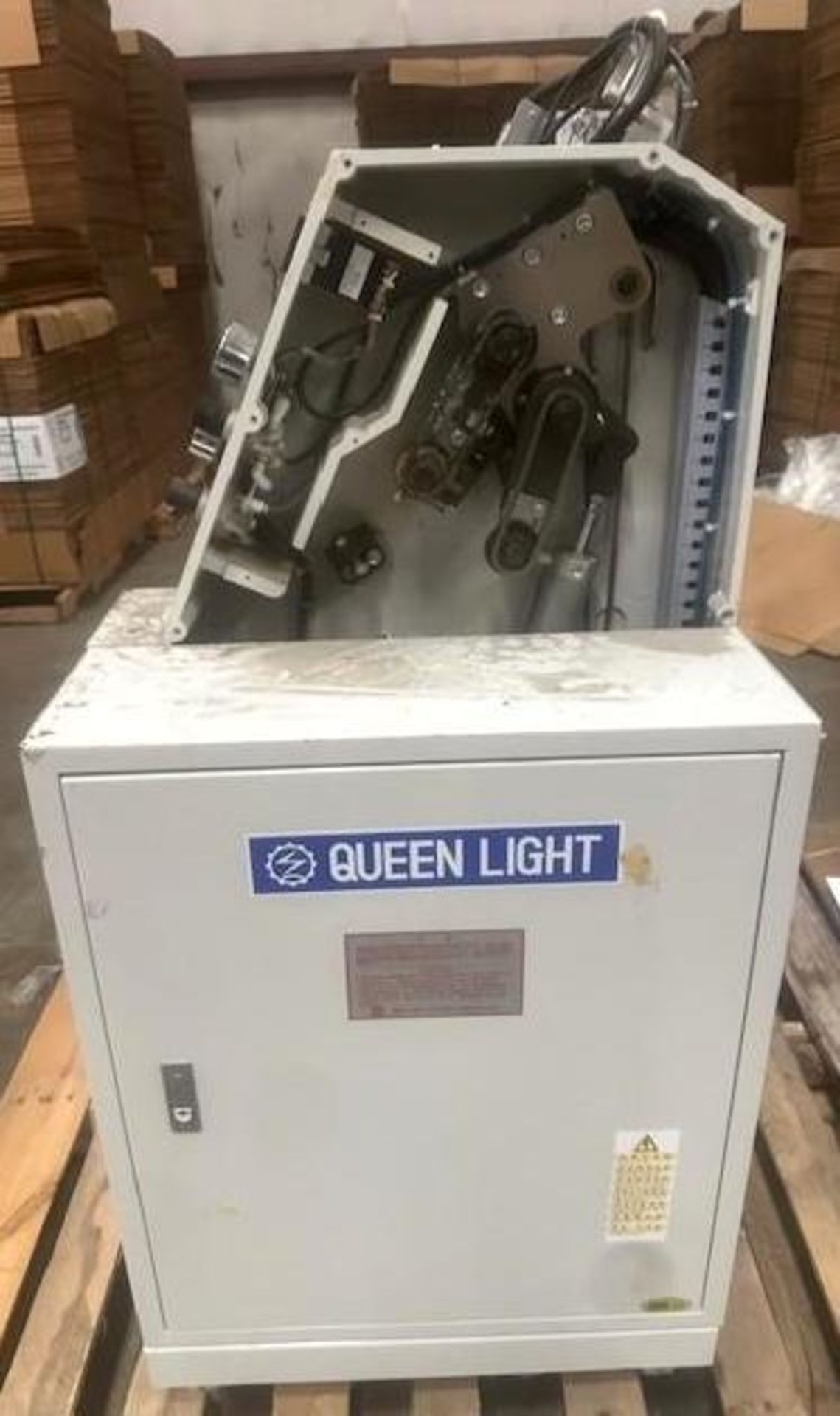 Queen Light QHP-908 Hot Melt Tape Machine - Image 5 of 8