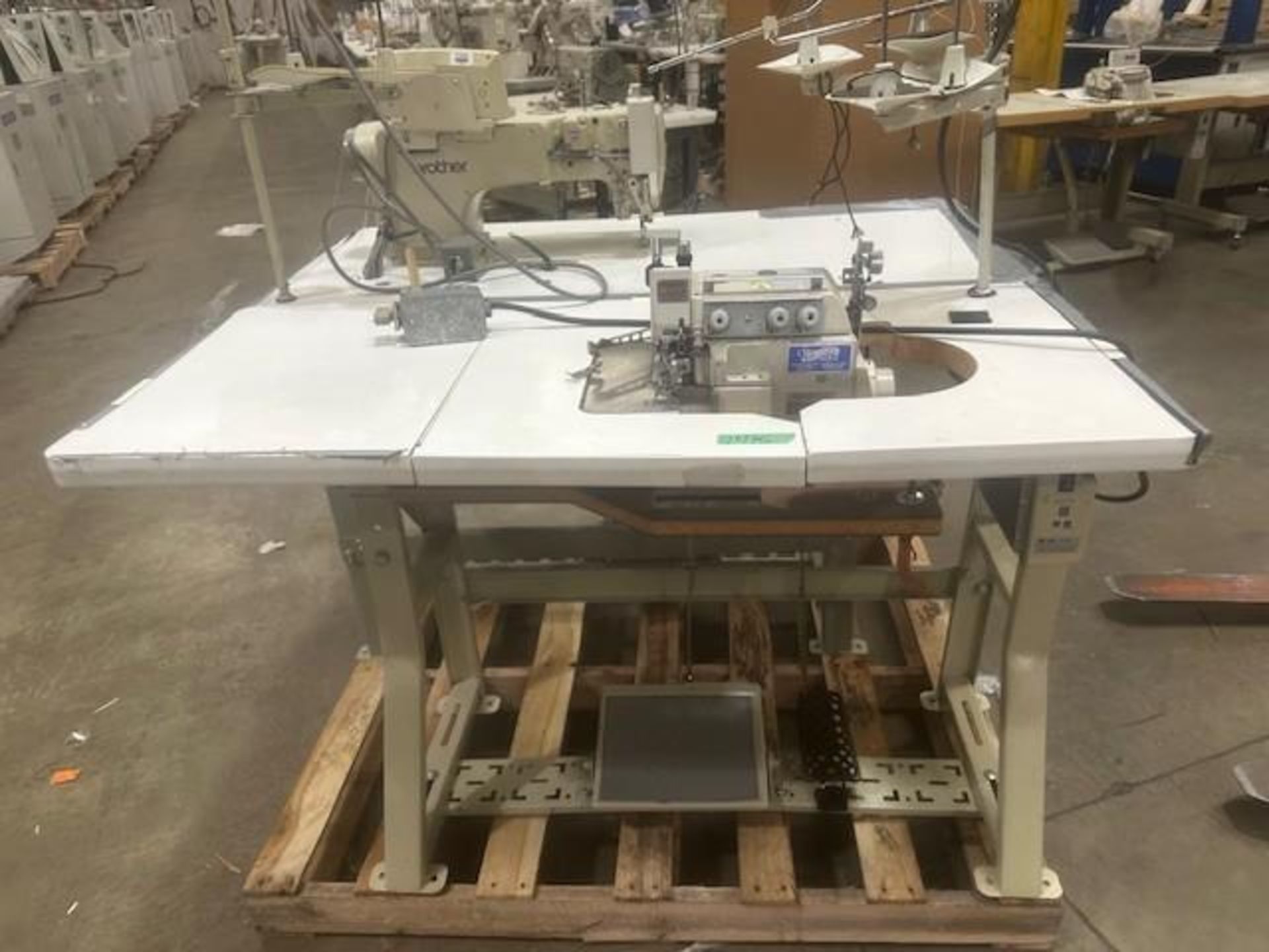 Pegasus EXT5203-03-333-3-PT Three Thread Over Lock