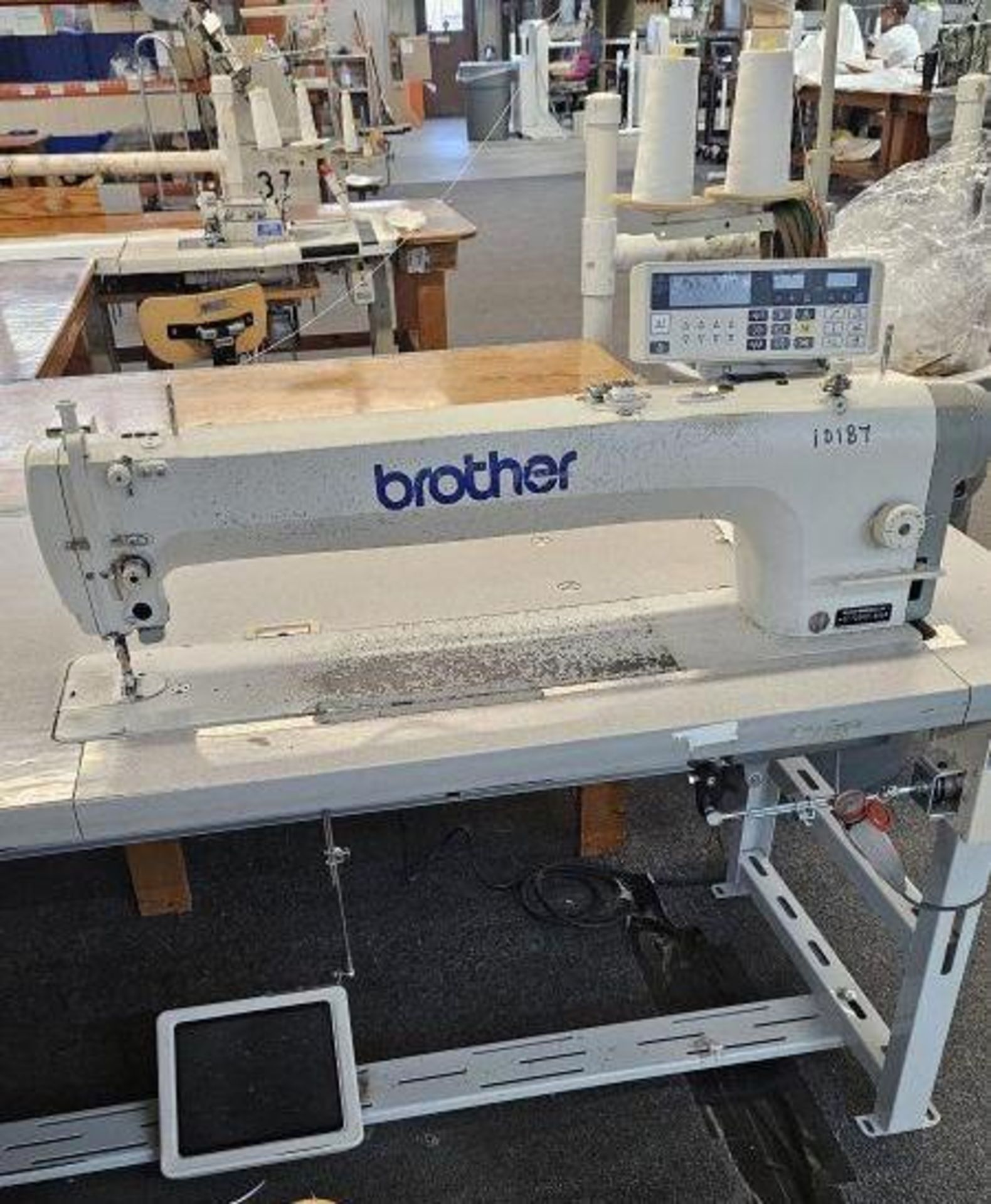 Brother S-7220C-405 Lock Stitch Sewing Machine - Image 3 of 9