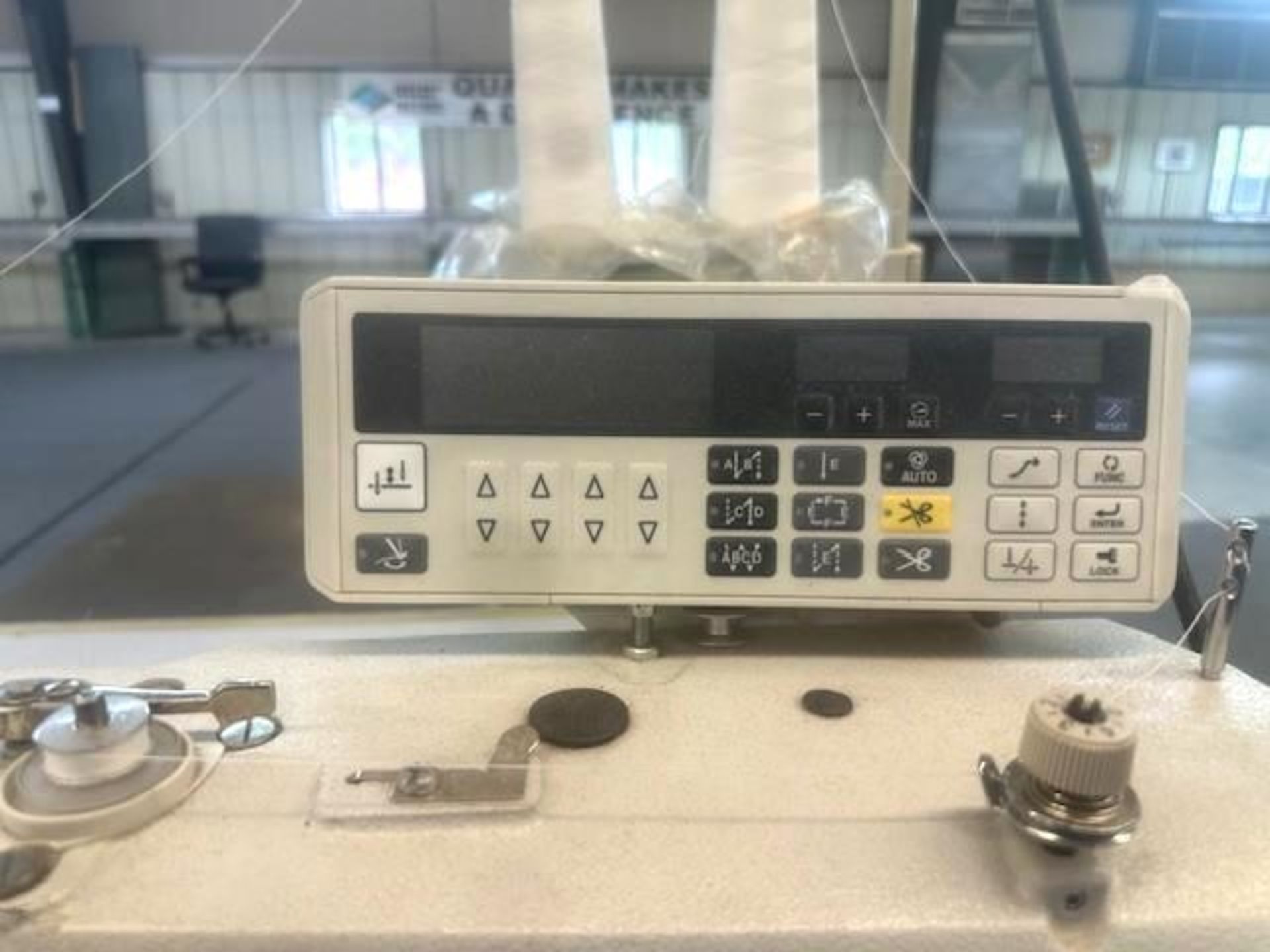 Brother S-7220C-405 Lock Stitch Sewing Machine - Image 7 of 9