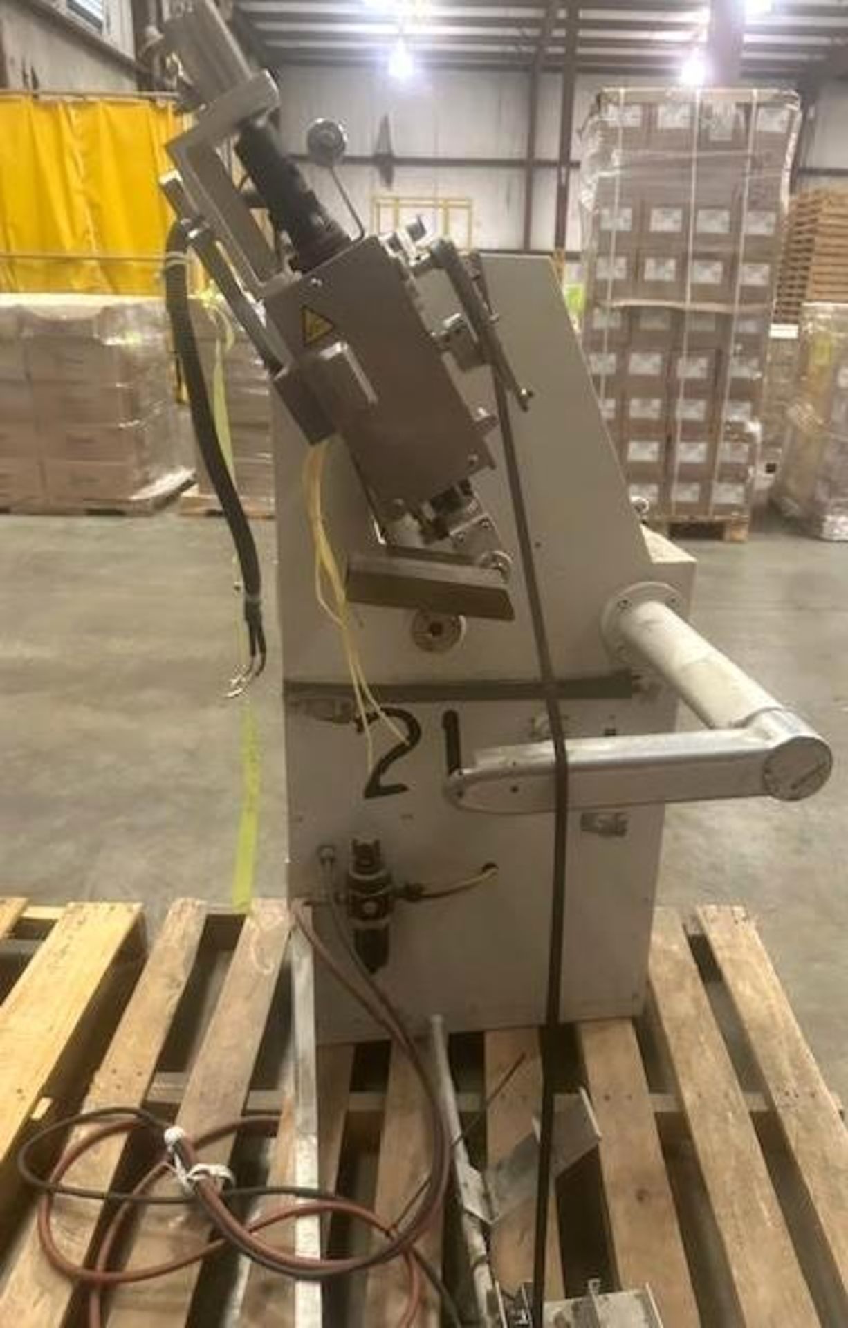 Queen Light QHP-808 Hot Melt Tape Machine - Image 4 of 8
