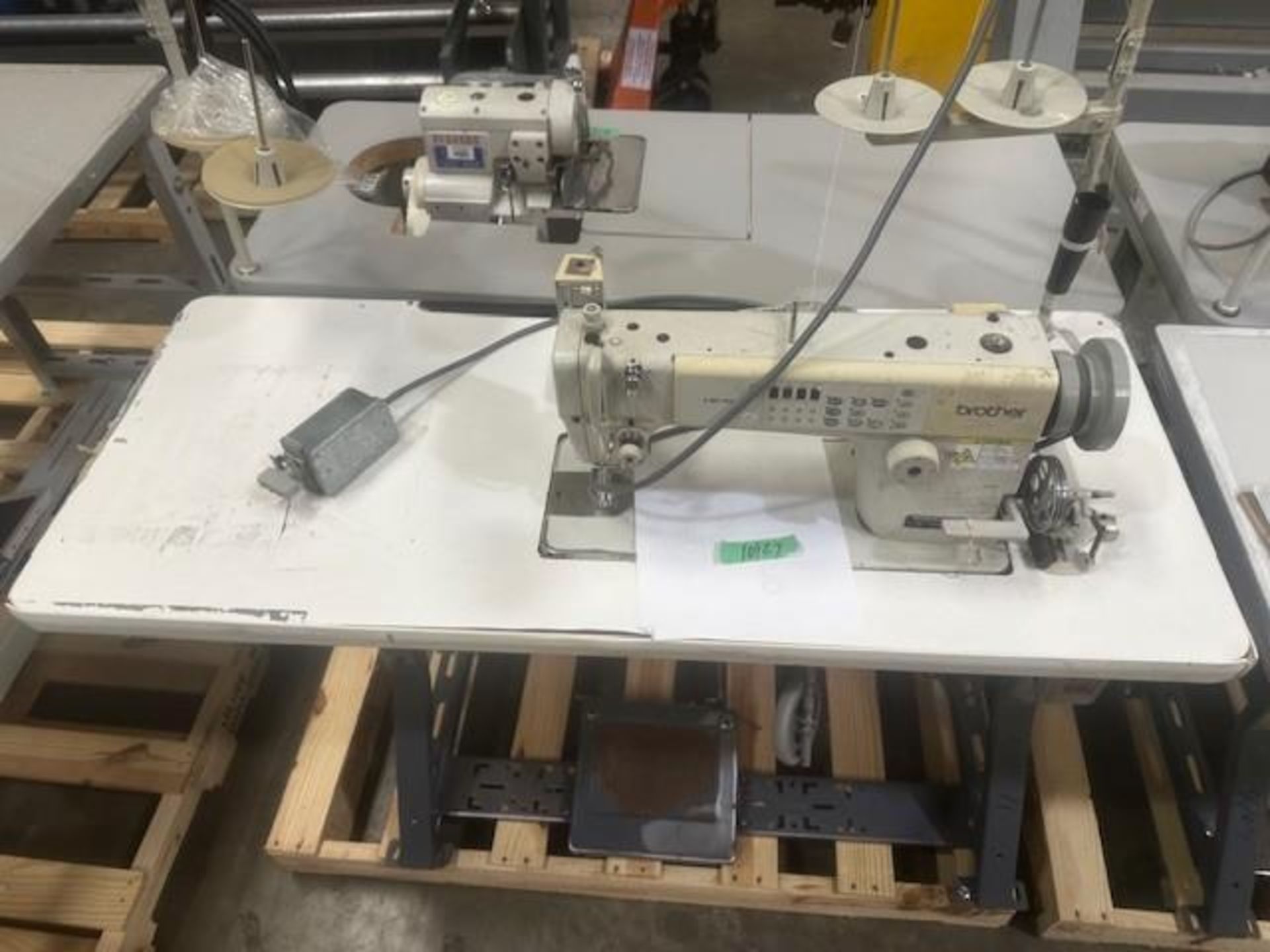 Brother SN-7220-405 Lock Stitch Sewing Machine - Image 2 of 7